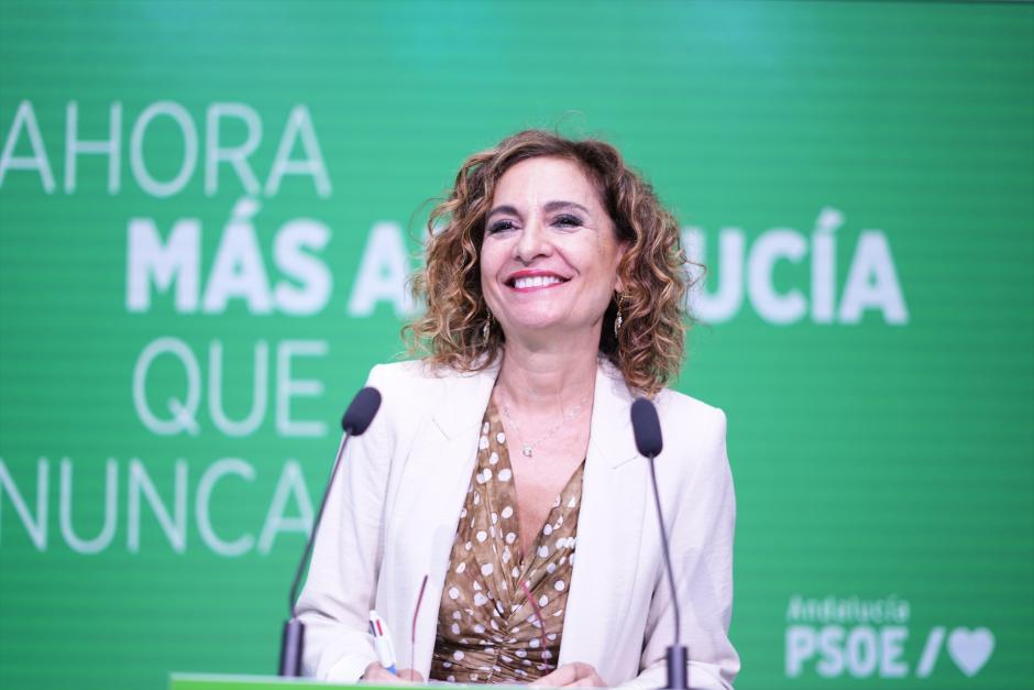María Jesús Montero, durante una rueda de prensa en la sede regional del PSOE andaluz
Joaquín Corchero / Europa Press
06/10/2026