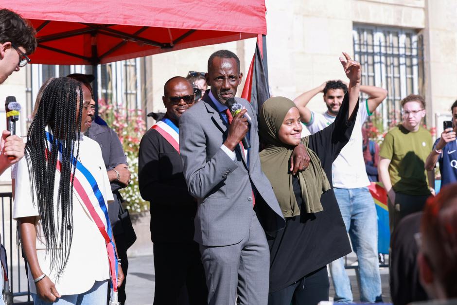 Bally Bagayoko, alcalde de Saint-Denis por el partido La Francia Insumisa