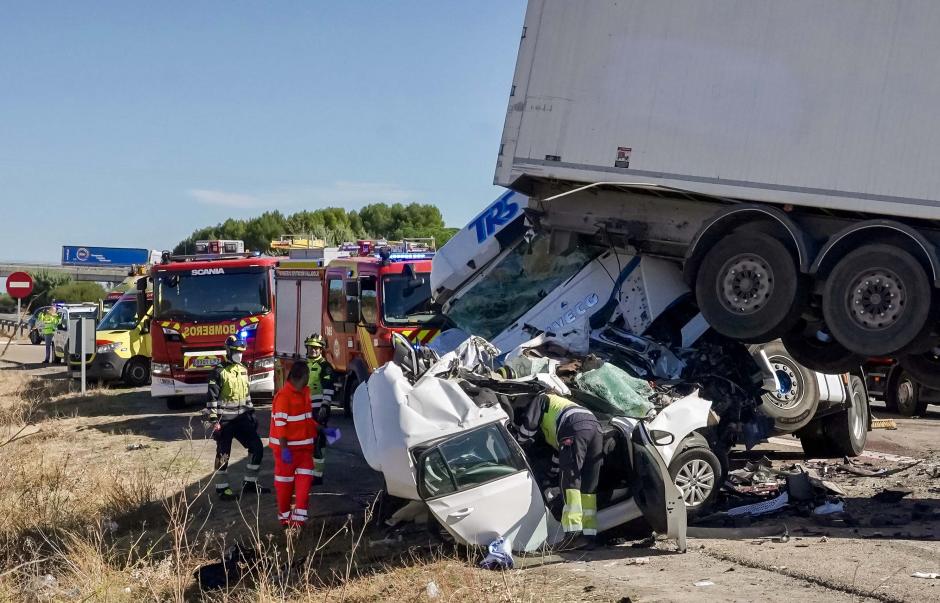 Accidente en la A-62 en sentido Salamanca, a la altura de la localidad vallisoletana de Tordesillas