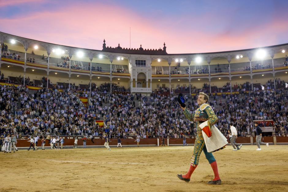 MADRID, 11/10/2026.- El torero Román durante la corrida de la Feria de Otoño celebrada este domingo en la plaza de toros de Las Ventas, en Madrid. EFE/Mariscal
MADRID, 11/10/2026.- El torero Román durante la corrida de la Feria de Otoño celebrada este domingo en la plaza de toros de Las Ventas, en Madrid. EFE/Mariscal