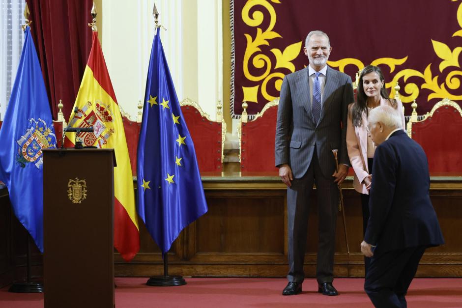 El presidente de Melilla, Juan José Imbroda, durante el acto de entrega de la llave de oro de la ciudad a Felipe VI