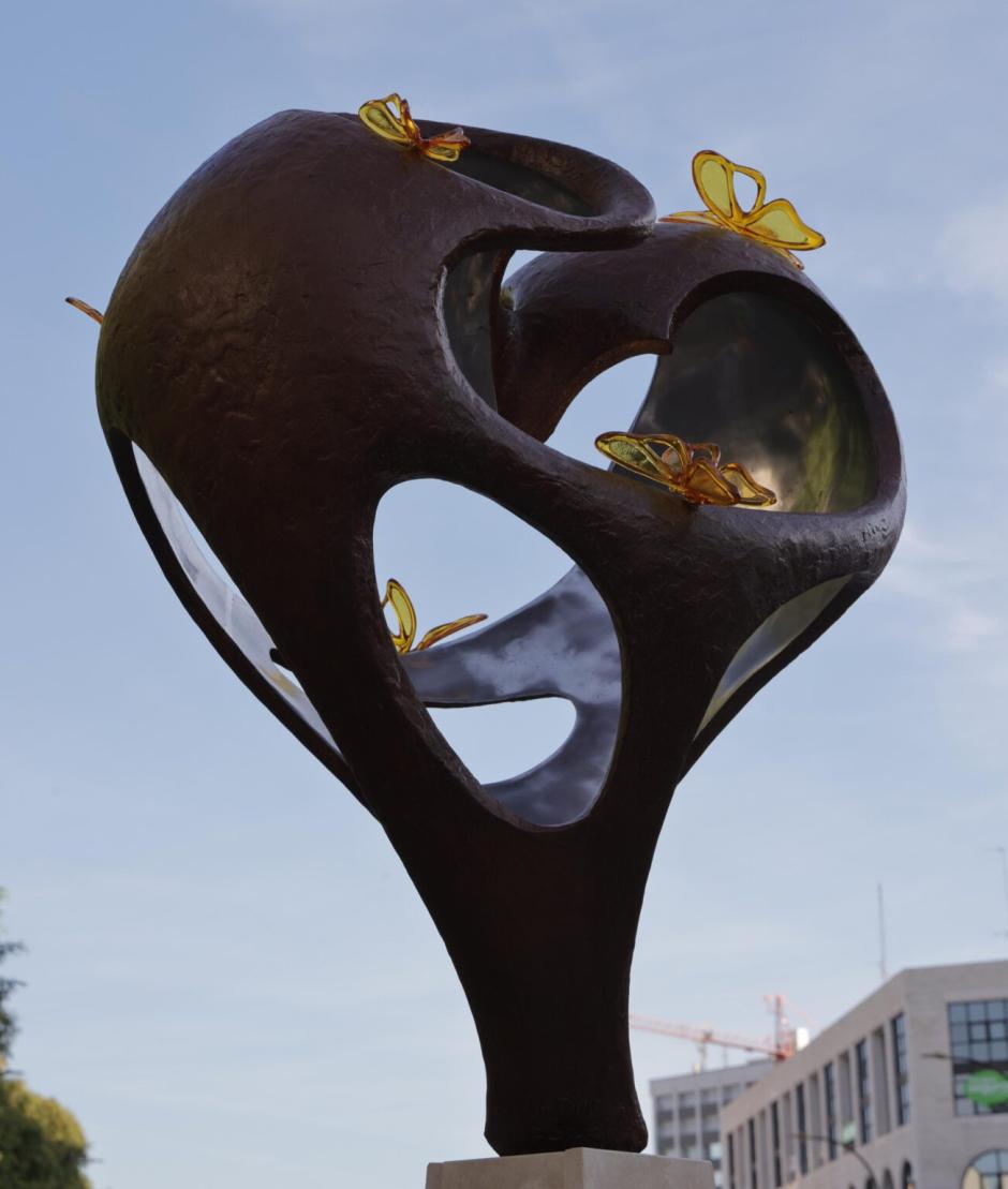 Escultura dedicada al duelo perinatal en Sevilla