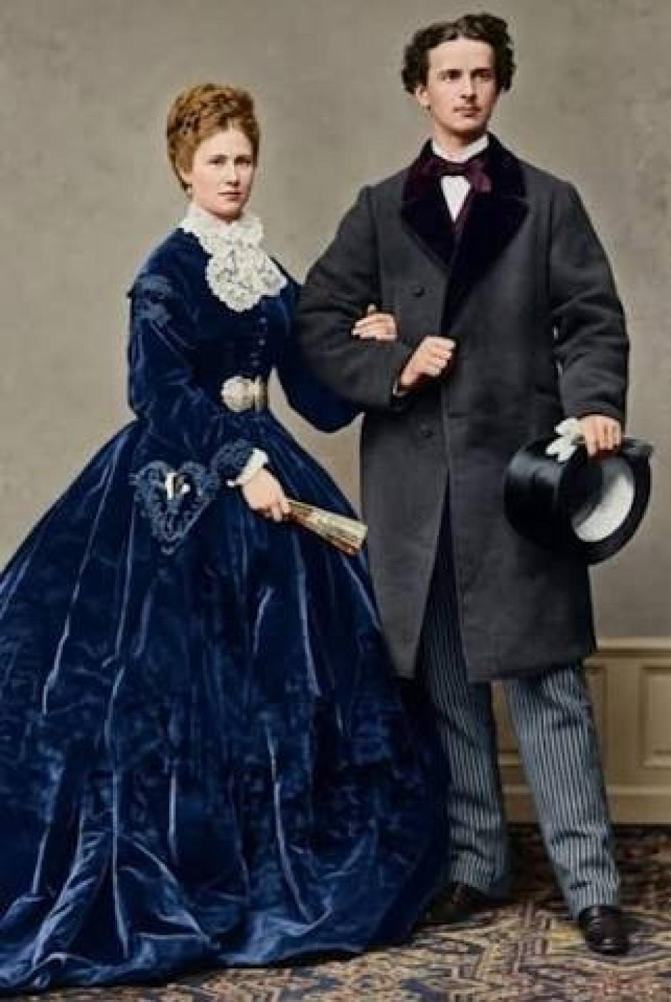 Fotomontaje histórico de Luis II de Baviera con su prima Sissí emperatriz