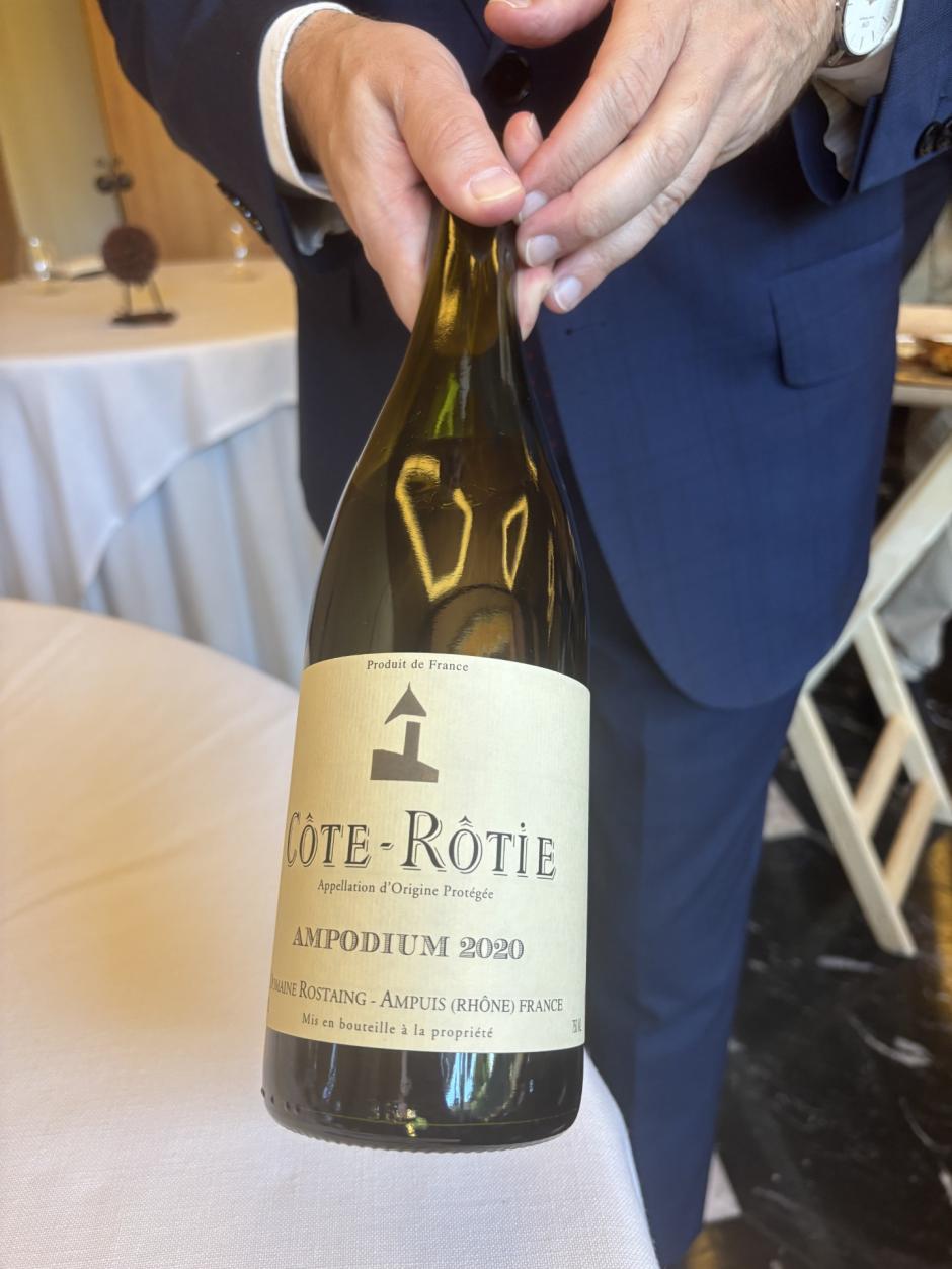 Uno de los vinos de A'BARRA