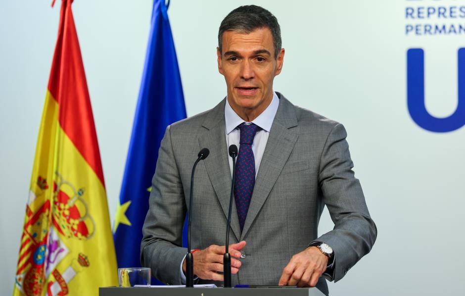 Sánchez se desentiende de la dimisión de Montse Mínguez: «Estaba rota y le pedí que no lo hiciera»