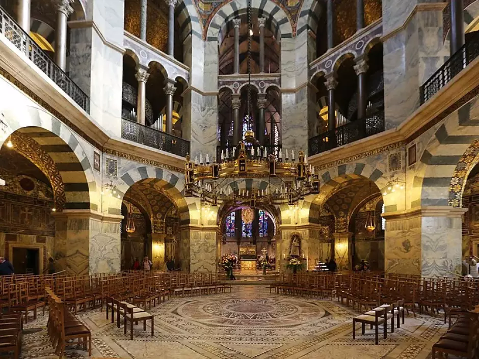 Capilla palatina de Aquisgrán