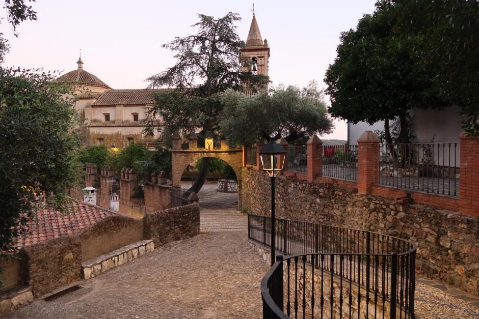 Iglesia de San Juan Bautista en Linares de la Sierra