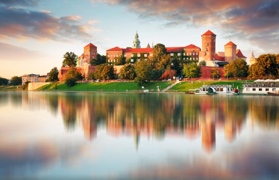 La colina de Wawel al atardecer, con el castillo y la catedral de San Wenceslao y San Estanislao