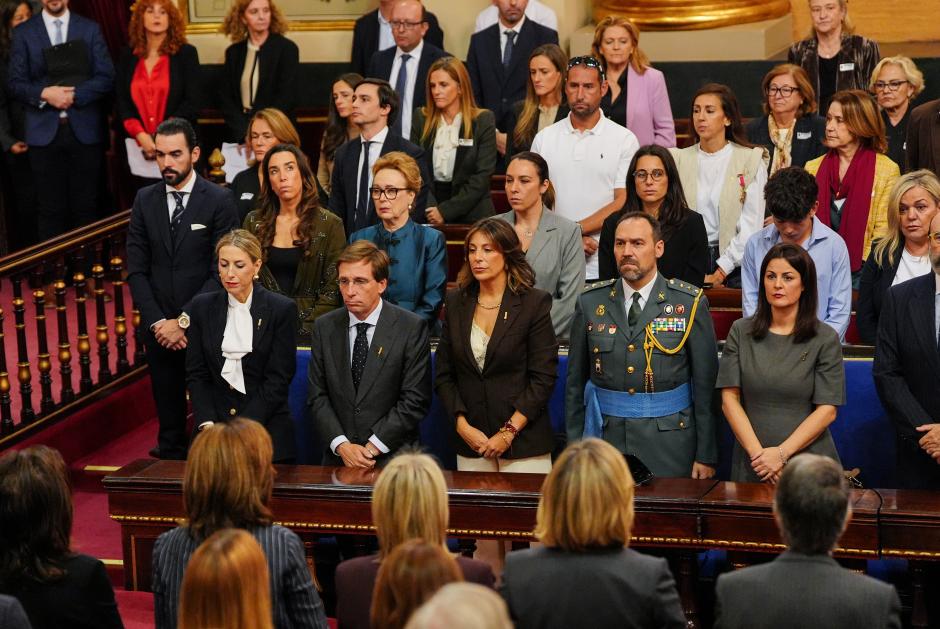 Entrega del XIV Premio Verdad, Memoria, Dignidad y Justicia de la Asociación de Víctimas del Terrorismo en el Antiguo Salón de Sesiones del Senado