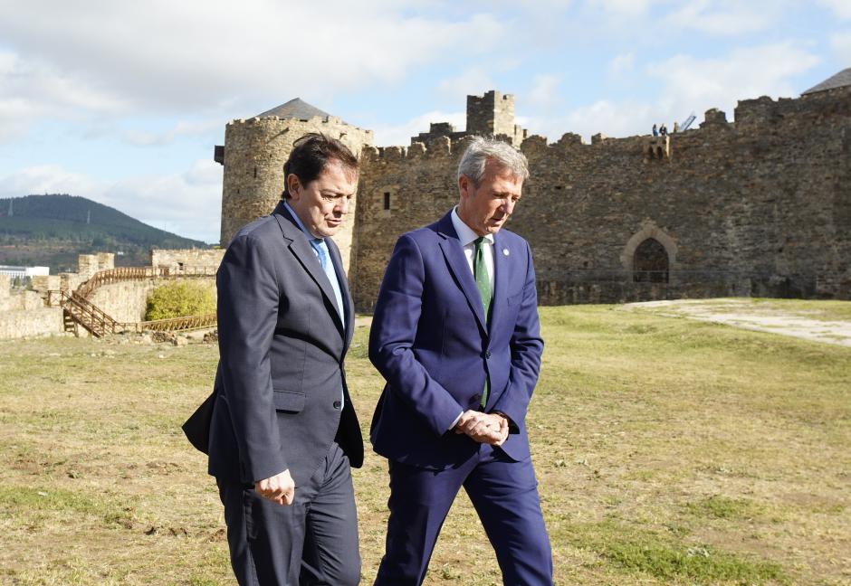 El presidente de la Junta de Castilla y León, Alfonso Fernández Mañueco, participa junto al presidente de la Xunta de Galicia, Alfonso Rueda Valenzuela, en la tercera edición del Foro Ancares: 'Los Retos del Noroeste'