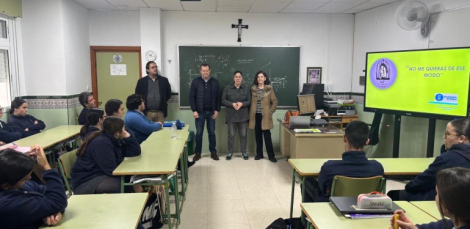 Un taller promovido por el Ministerio de Igualdad en una escuela de Huelva