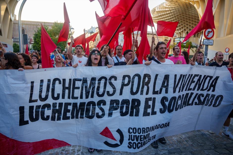 Una manifestación en defensa de la vivienda convocada en Sevilla por la CJS