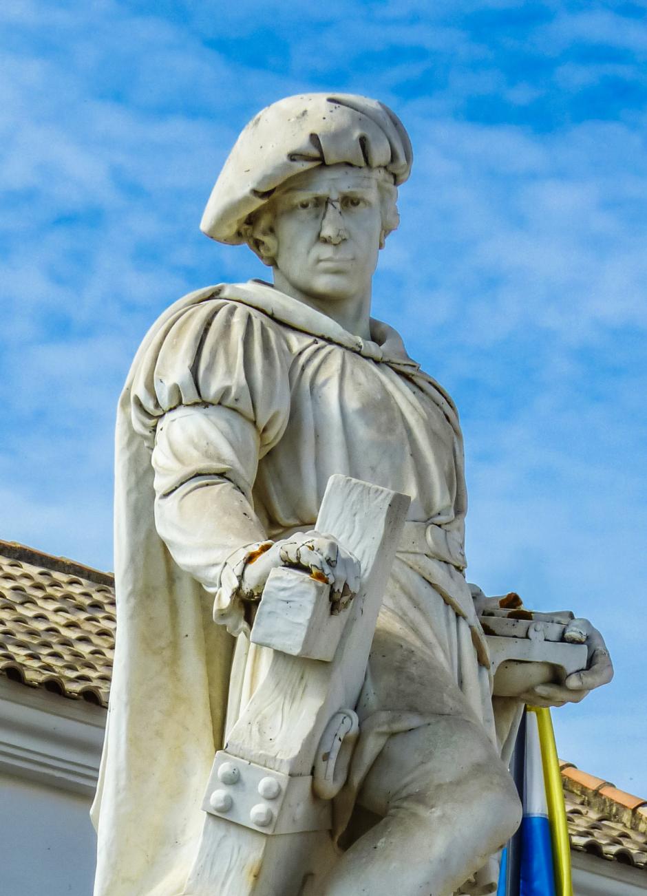 Estatua de Martín Alonso Pinzón en Palos de la Frontera
