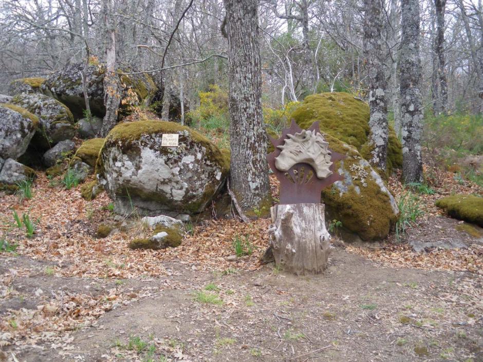 Obras de arte en la ruta Asentadero - Bosque de los Espejos de Salamanca