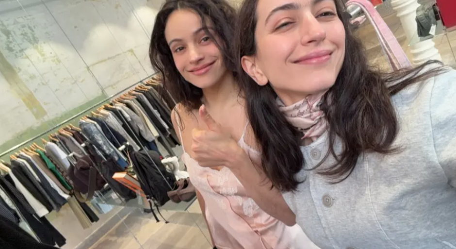 Pili Vila y Rosalía