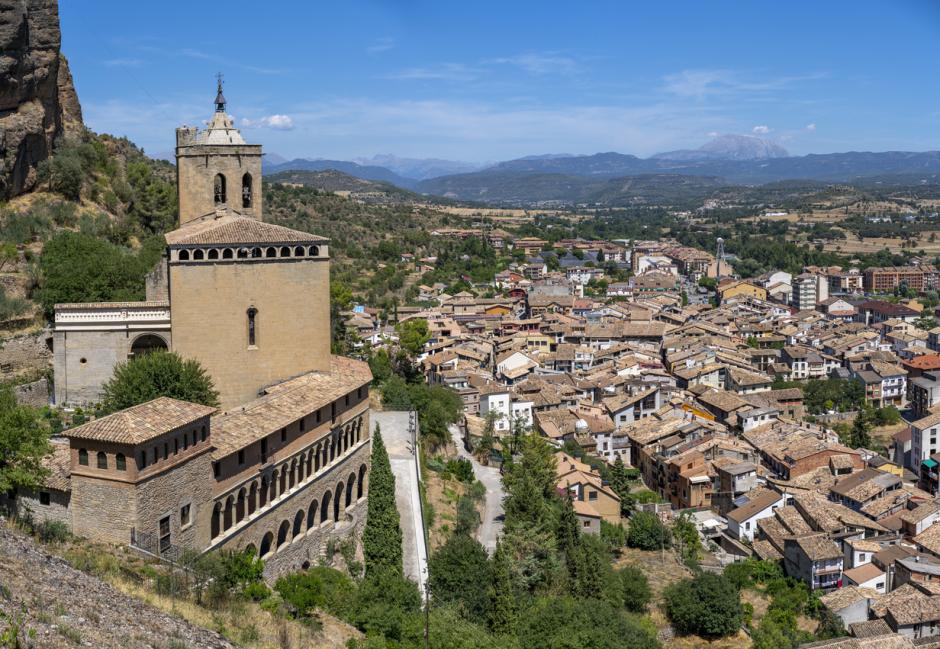 Basílica de la Virgen de la Peña en Graus (Huesca)