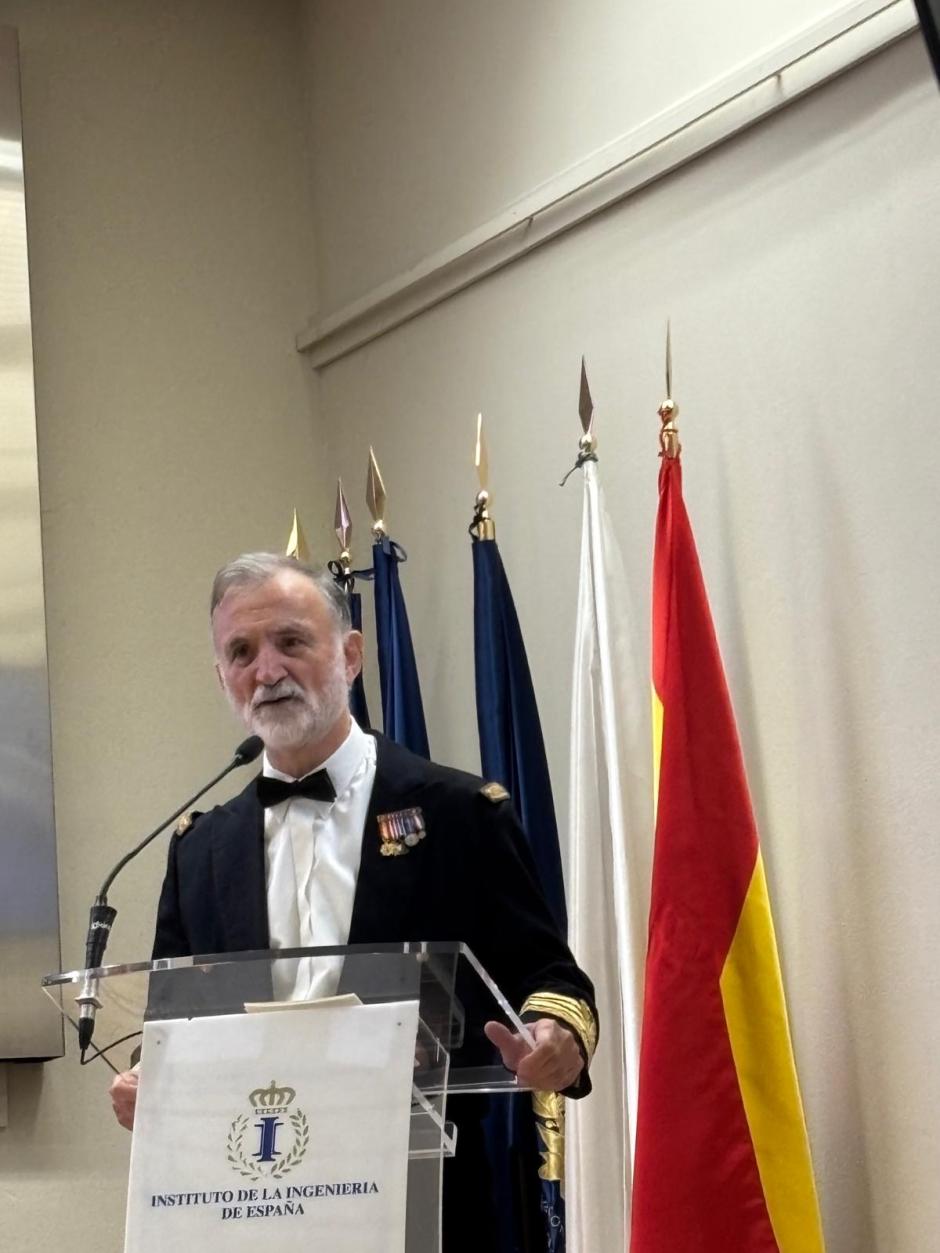 El almirante Garat, durante un momento de su discurso