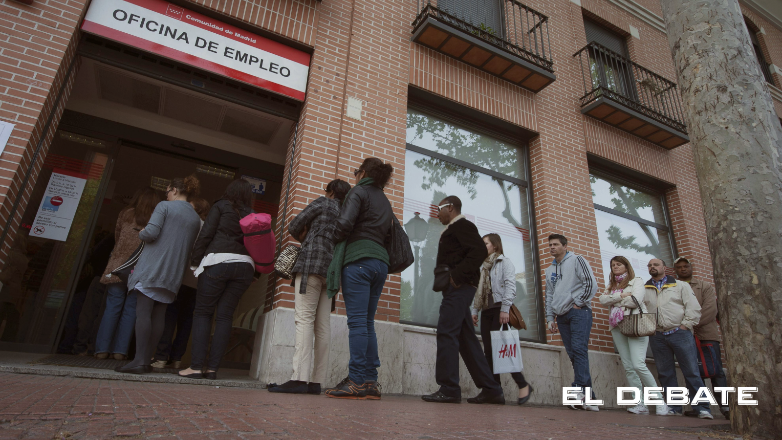 Esta es la multa si te pillan trabajando mientras cobras el paro