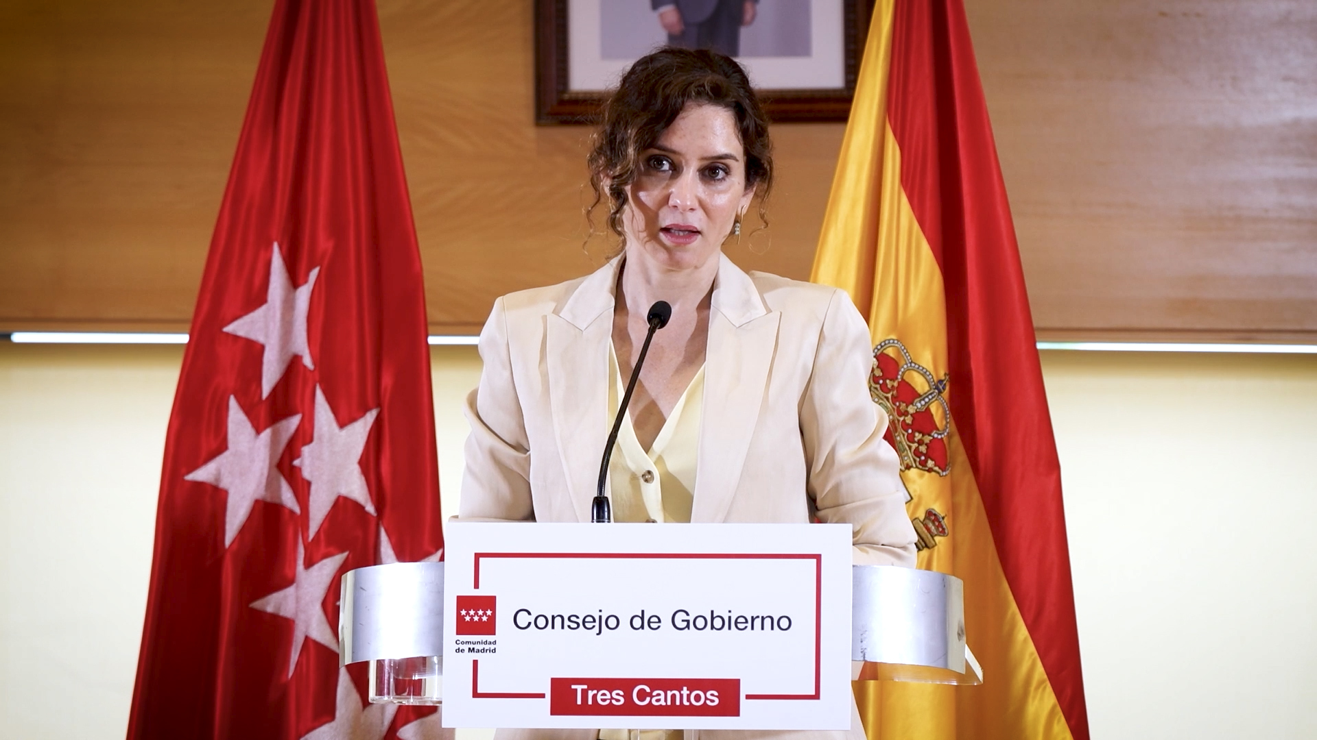 Ayuso prepara el nuevo curso político reuniéndose con todos sus ...