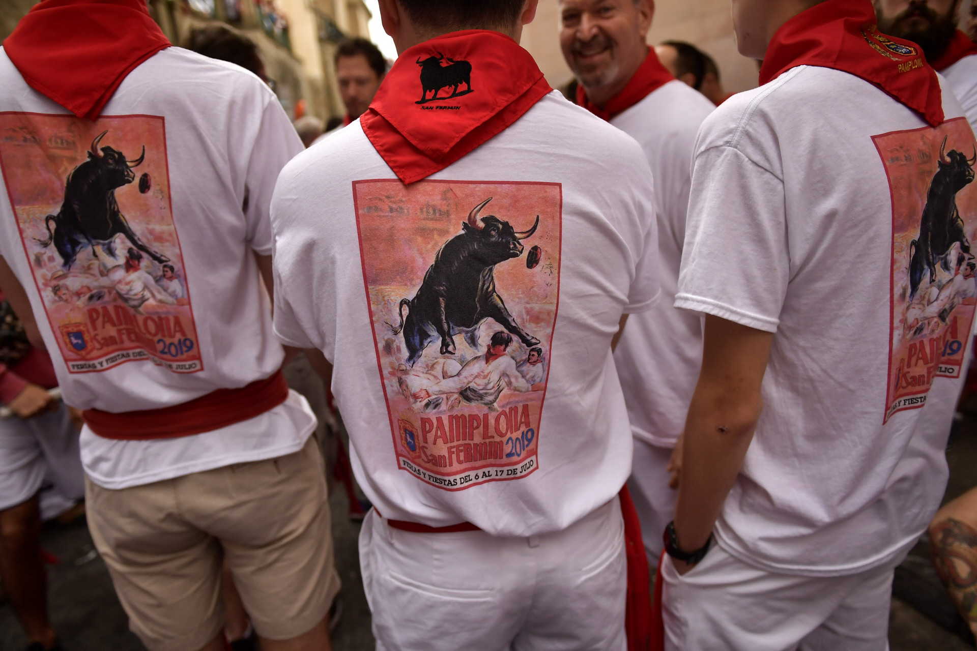 ¿Por qué hay que vestirse de blanco y rojo en San Fermín?