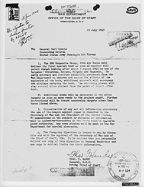 Carta de Handy al general Carl Spaatz autorizando el lanzamiento de la primera bomba atómica, 25 de julio de 1945