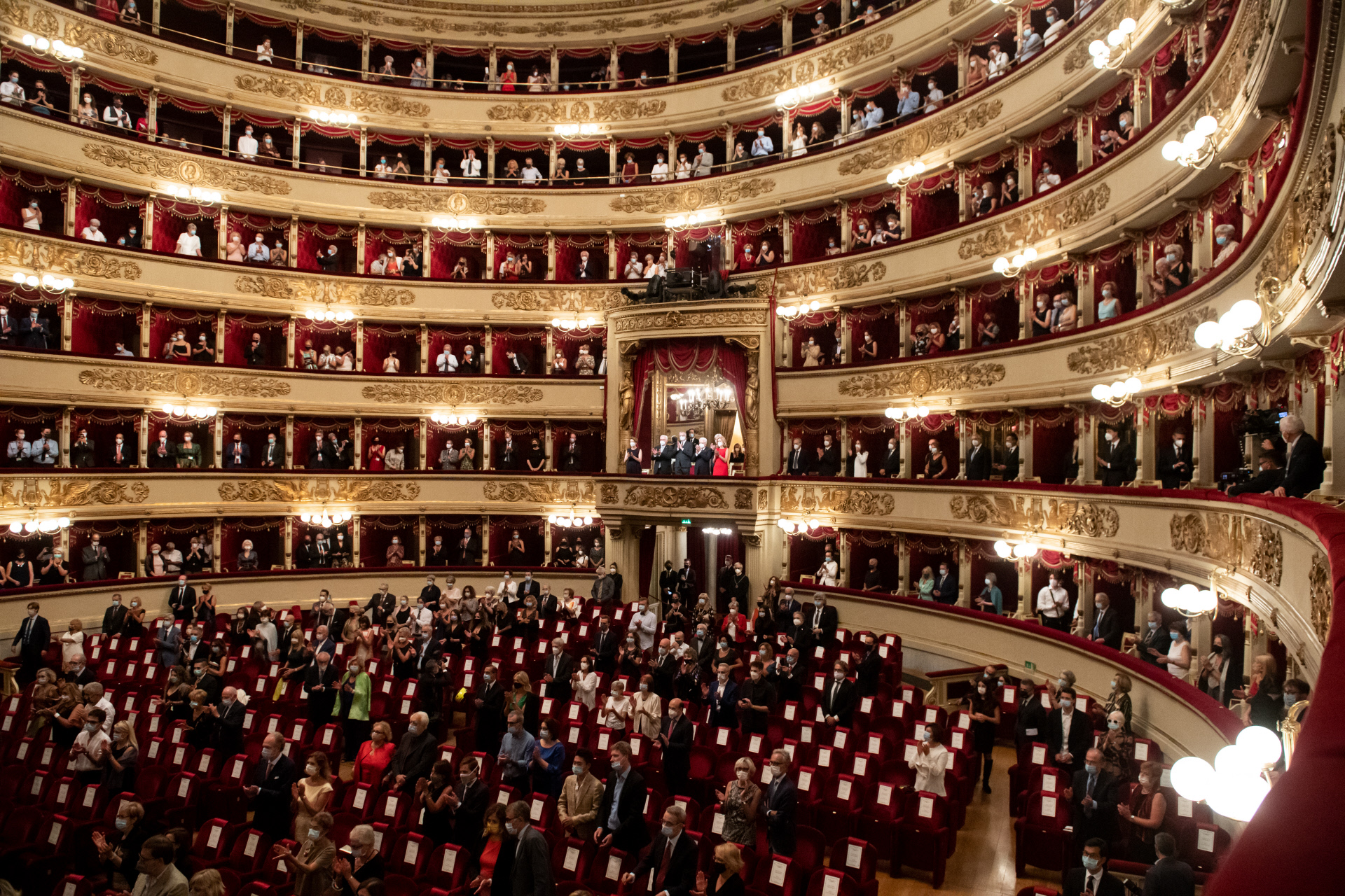 La Scala Ne è Il Tempio