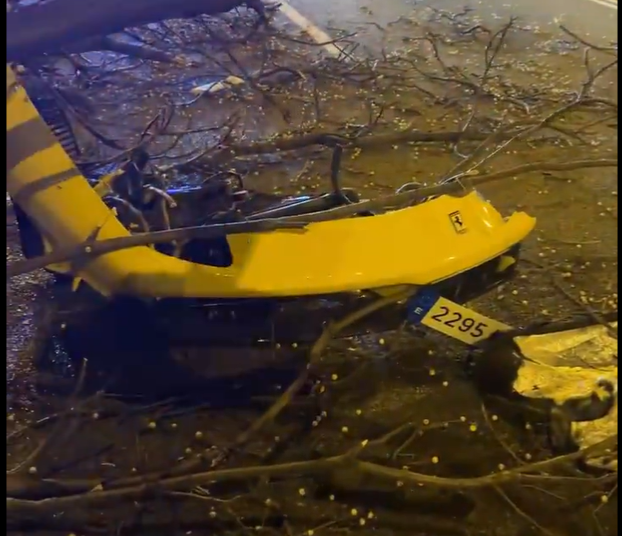 Siniestra un Ferrari de 300.000 euros a las 3:00 de la madrugada en el ...