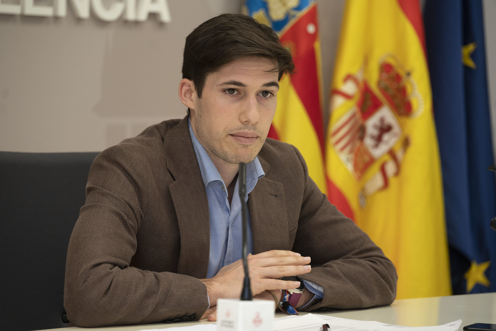 Un concejal del PSOE hace el ridículo al criticar al Ayuntamiento por ...