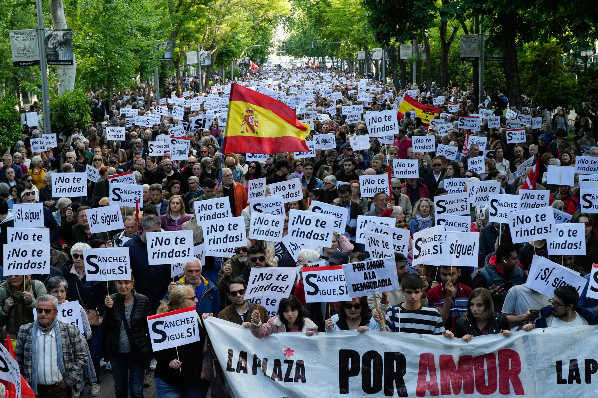 La extrema izquierda improvisa en Madrid una manifestación de apoyo a ...
