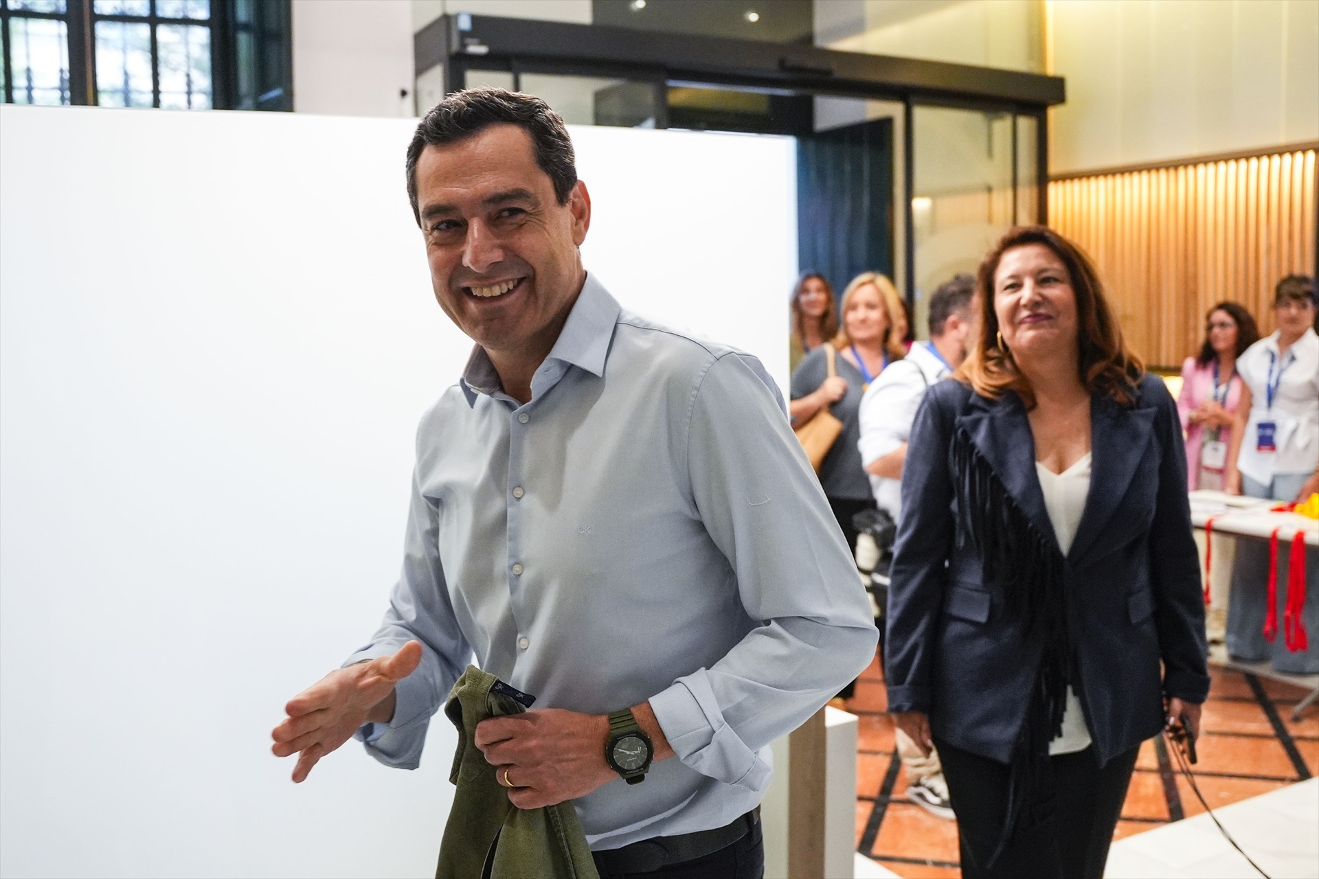 El PP de Juanma Moreno hace historia y logra su primer triunfo en unas ...