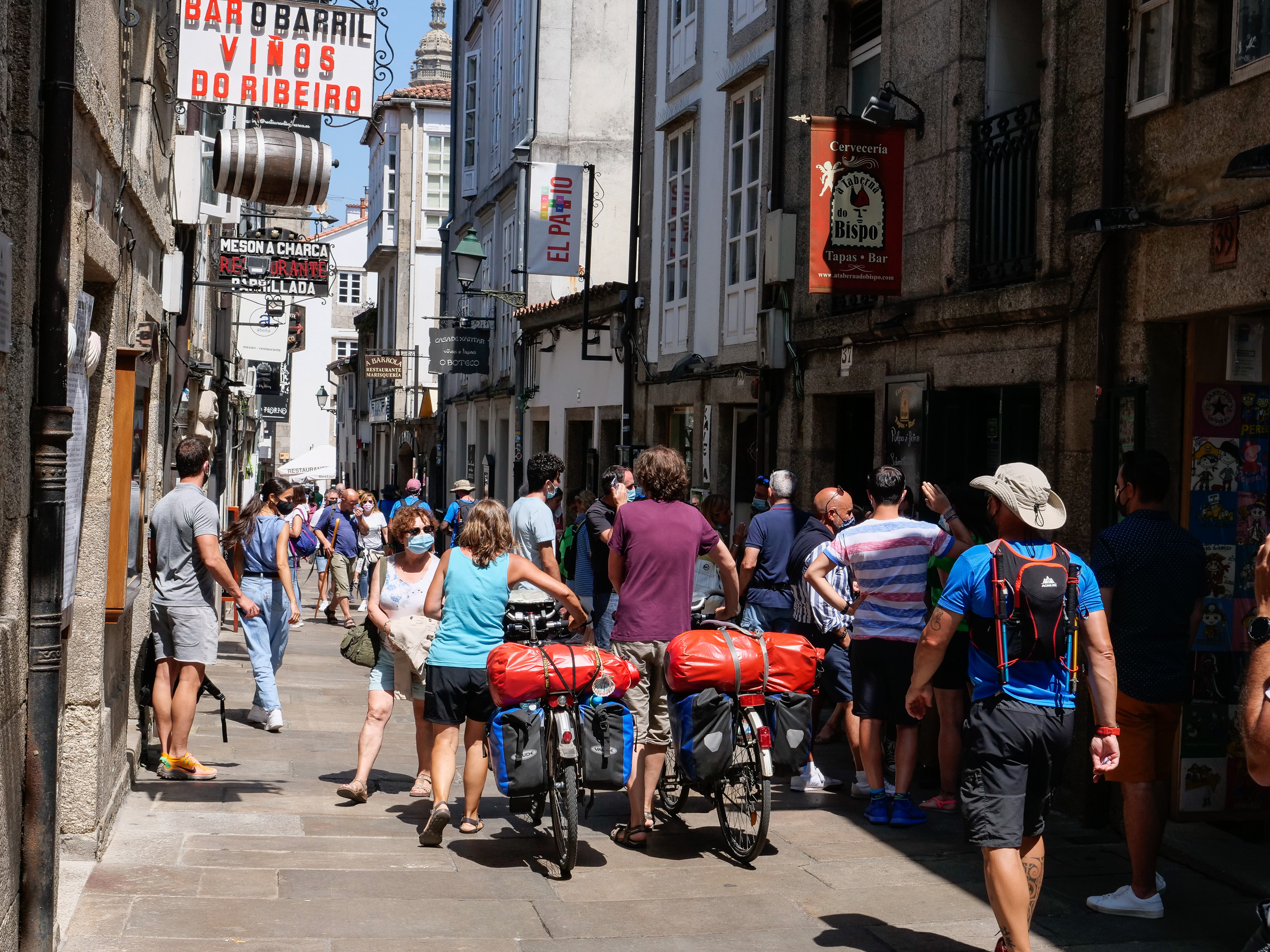 La calle de Galicia donde mejor se come del mundo: 80 bares y tabernas ...
