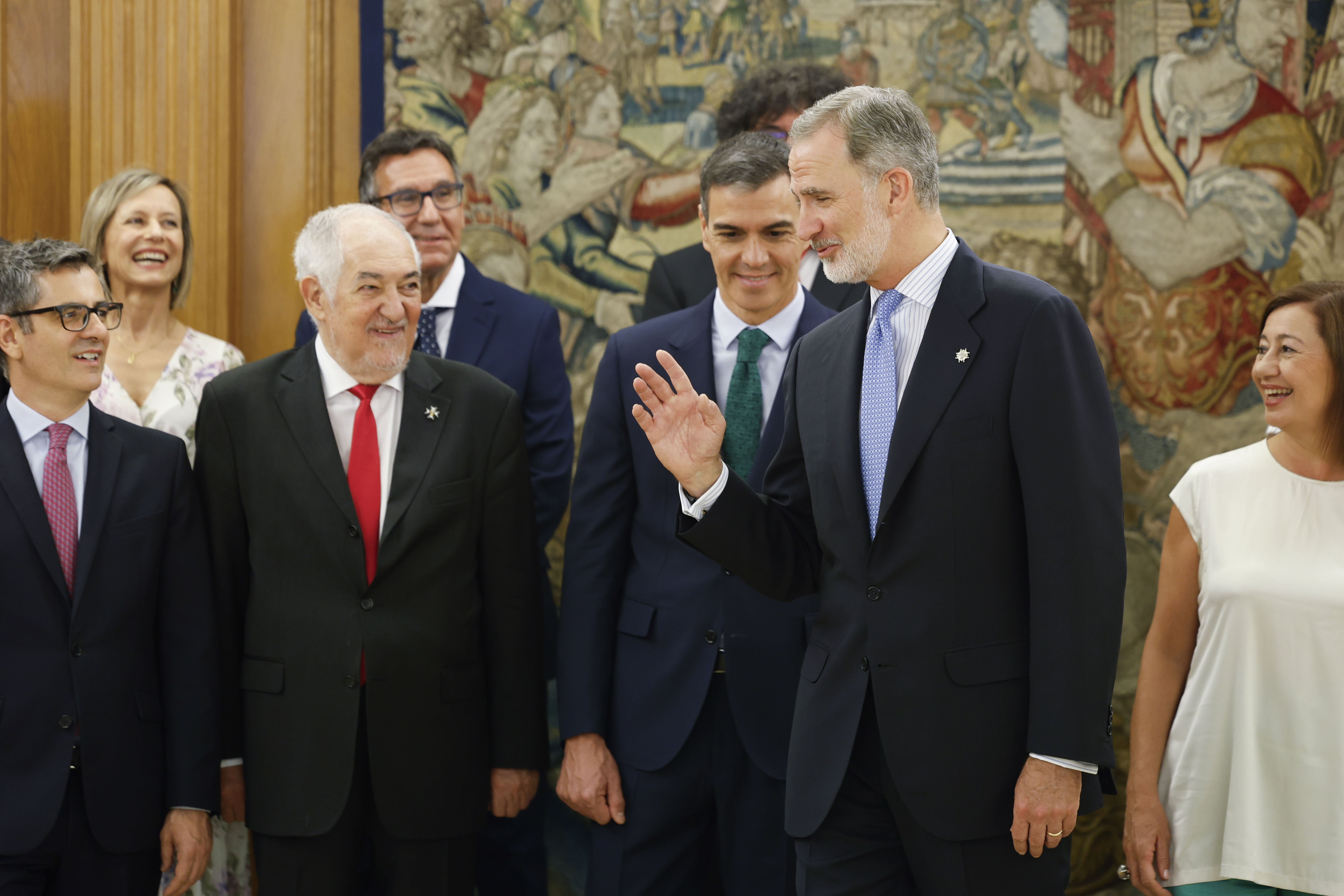 Los Nuevos Vocales Del CGPJ Juran Sus Cargos Ante El Rey Felipe VI En ...