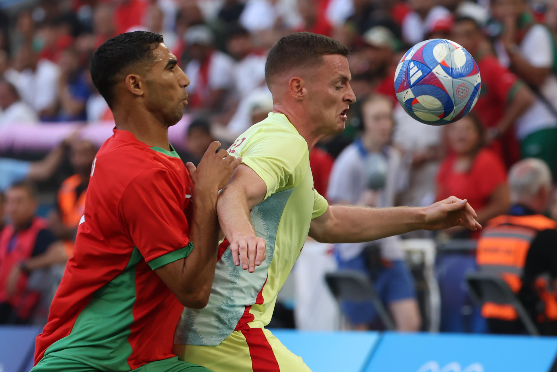 La Multa A La Que Se Enfrenta Marruecos Por Un Gesto De Achraf Hakimi ...