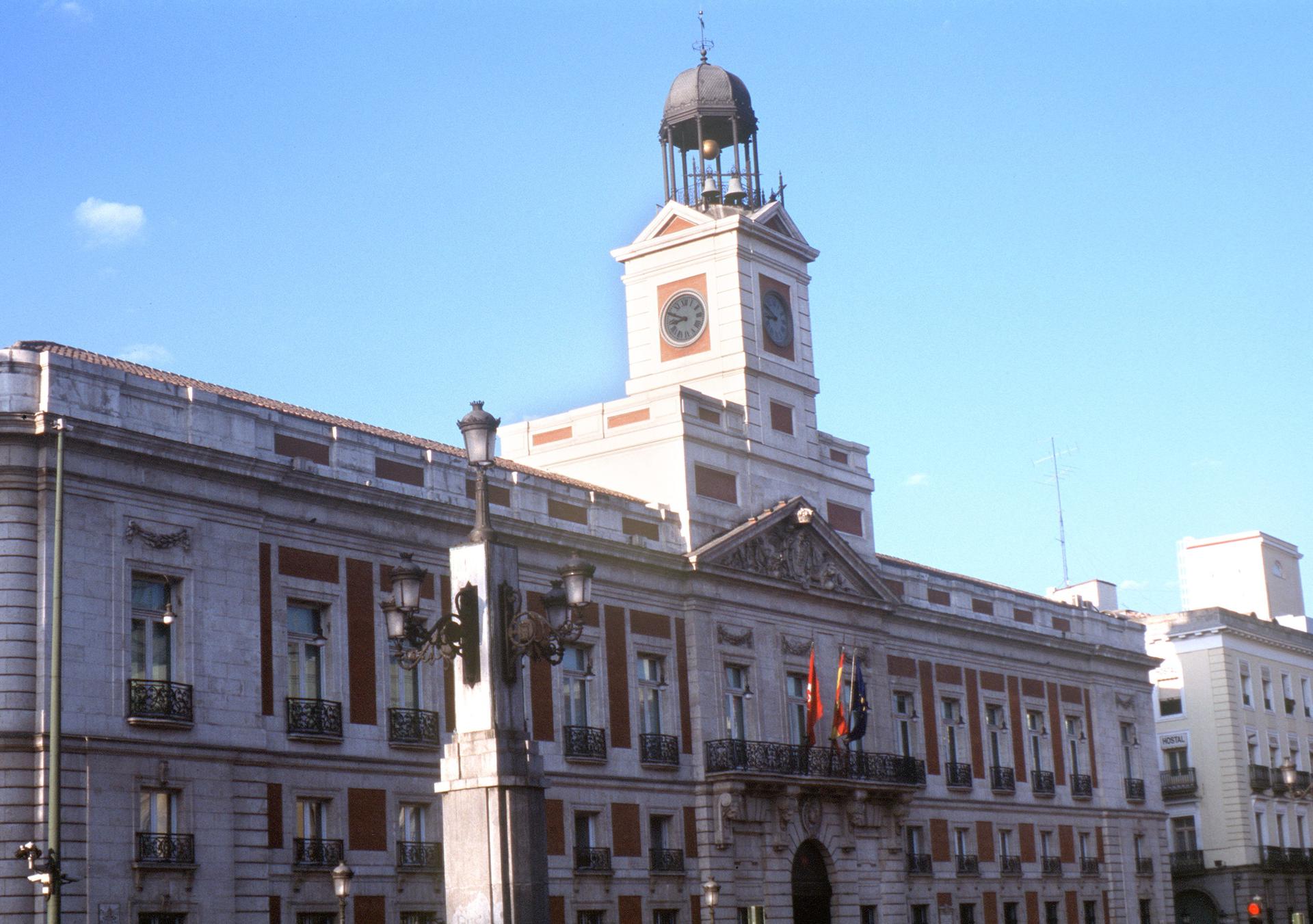 Calendario laboral de Madrid 2025 días festivos y puentes