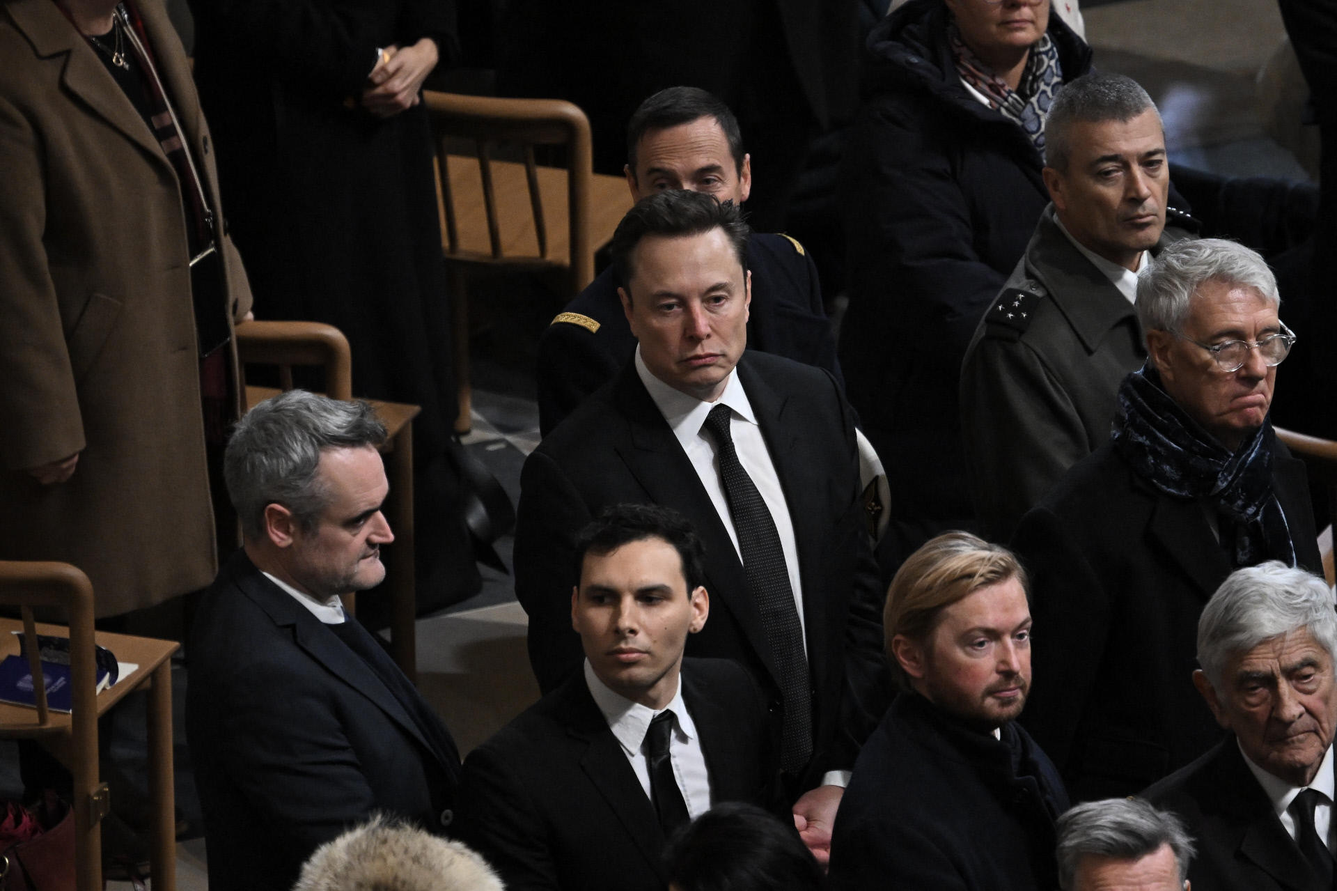 De Elon Musk A Salma Hayek Todos Los Invitados En La Nueva Catedral De