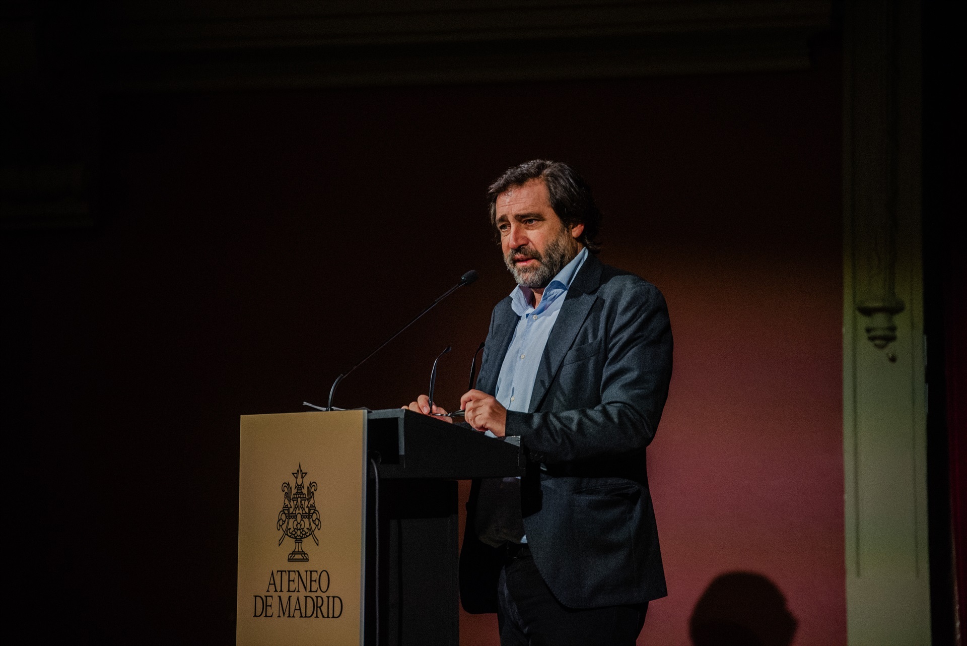 El juez admite una querella contra el presidente del Ateneo de Madrid ...