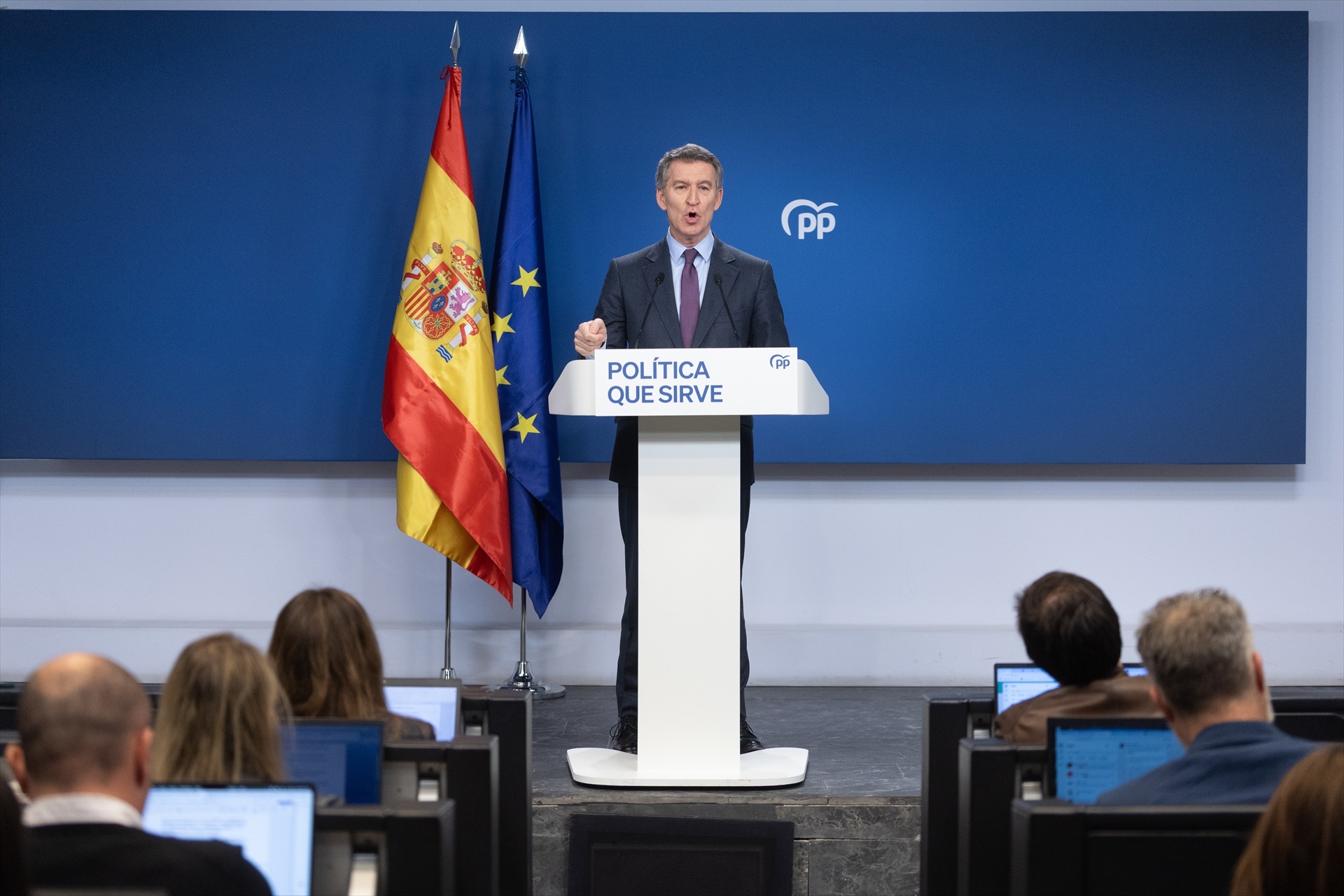 Feijóo ofrece una rueda de prensa tras el Comité de Dirección del ...