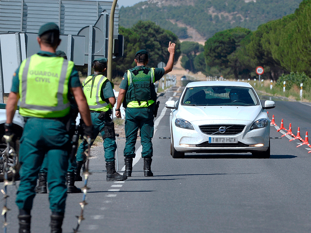Un control de la Guardia Civil en carretera