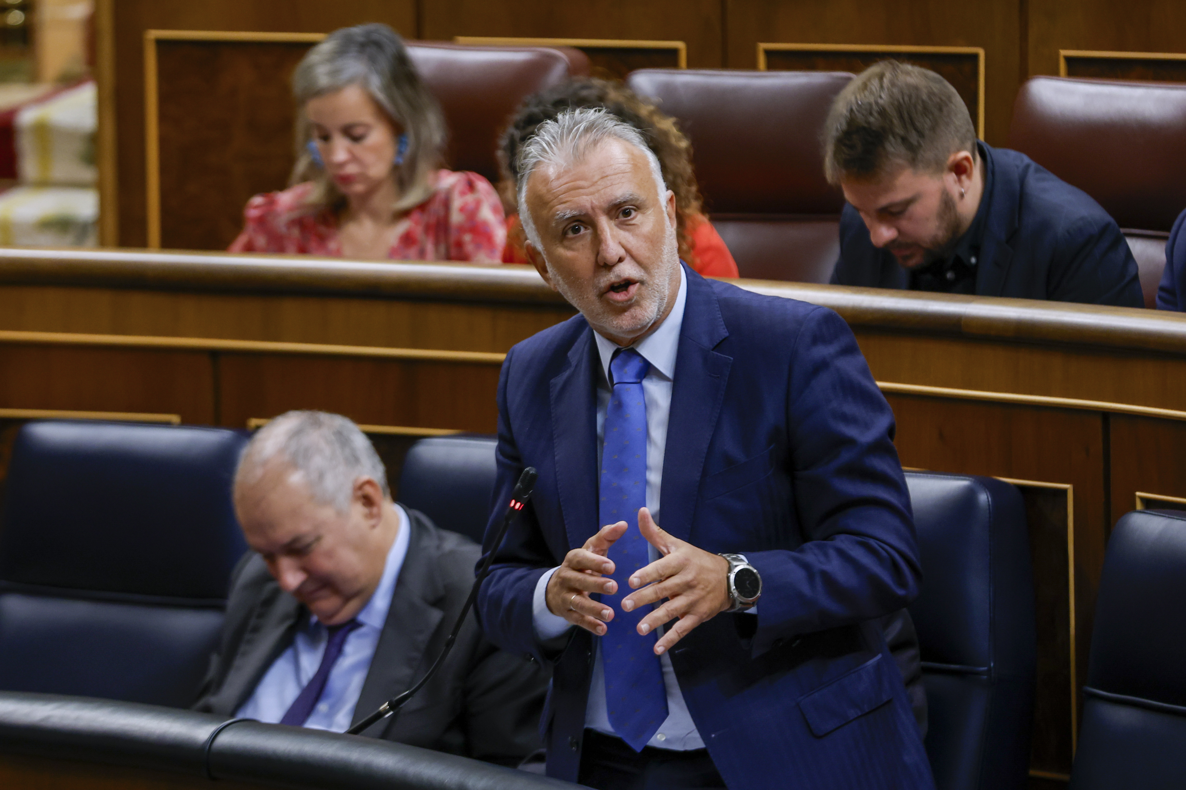 El ministro Torres se pone a la defensiva ante el inminente informe de ...