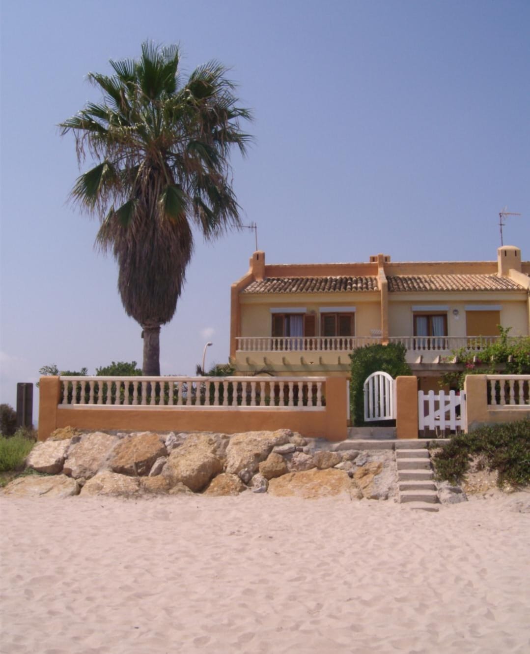 La pesadilla de una familia valenciana con la casa okupada tres meses ...