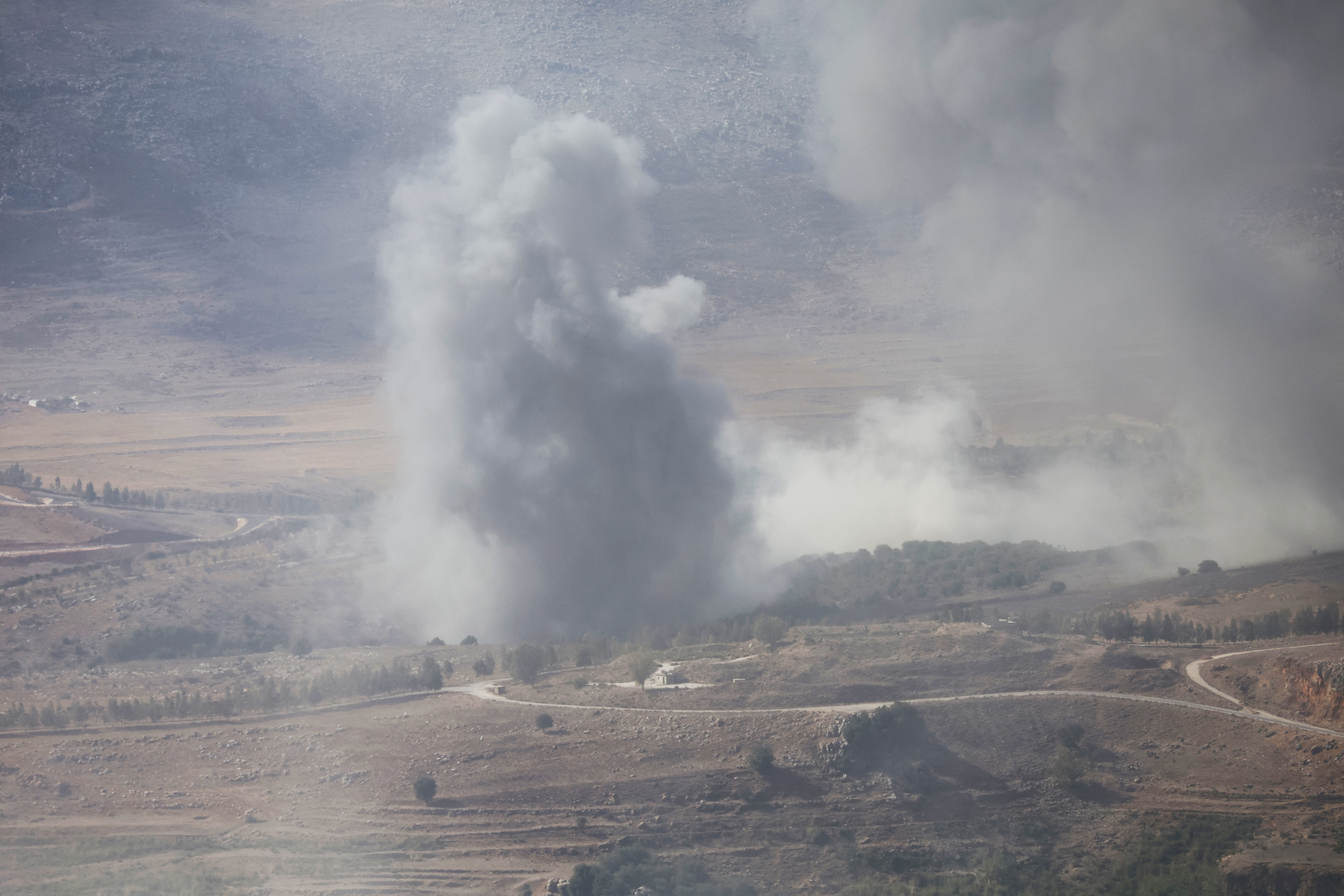 Al menos 13 muertos en un bombardeo israelí contra el mayor campo de ...