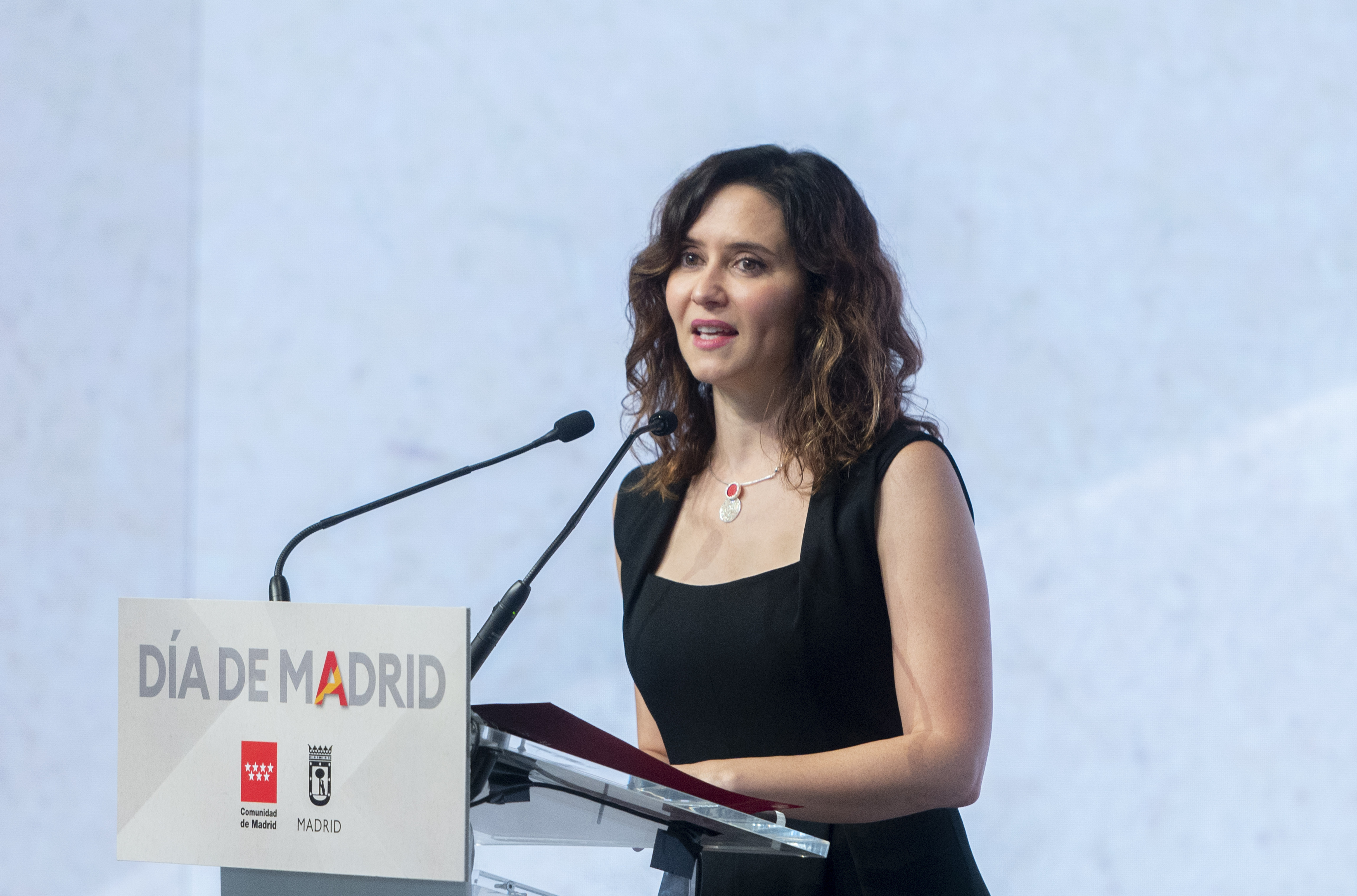 Ayuso vuelve a bajar el IRPF que beneficiará a las rentas más bajas con ...