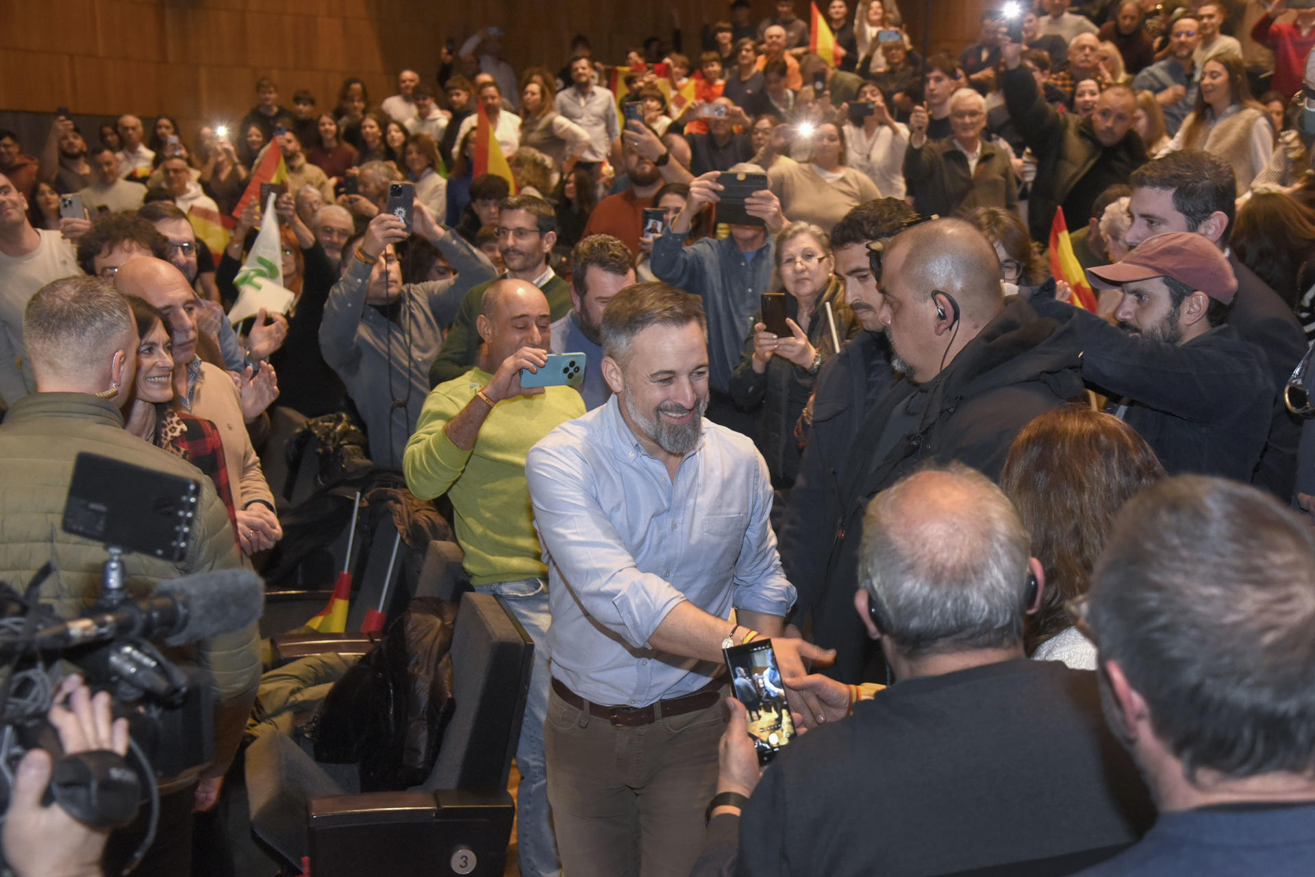 Abascal: «No ha nacido el presidente, el periodista o el obispo que nos ...