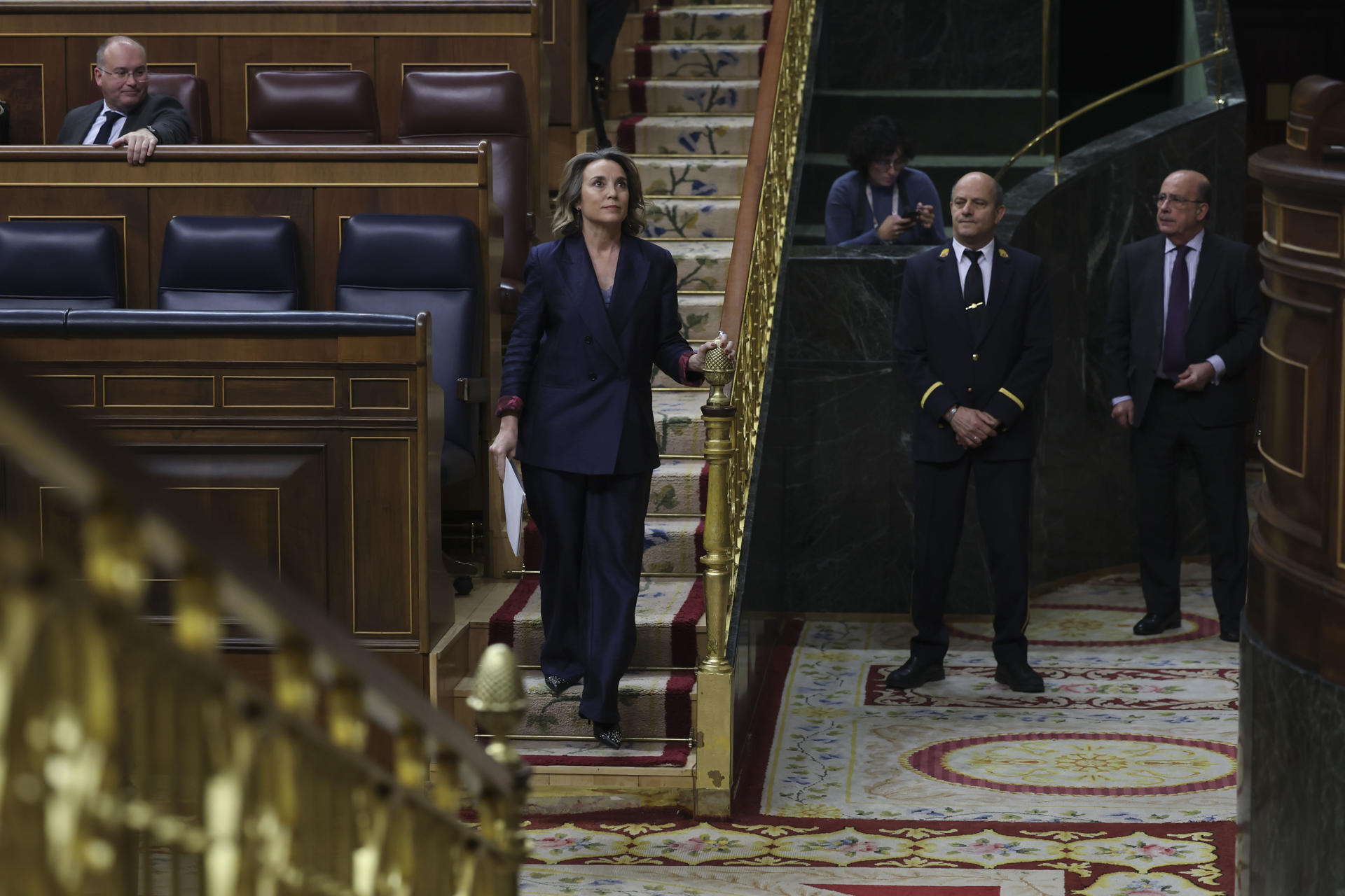 Junts saca adelante, con el voto de PP, PSOE y Vox, la ley para ...