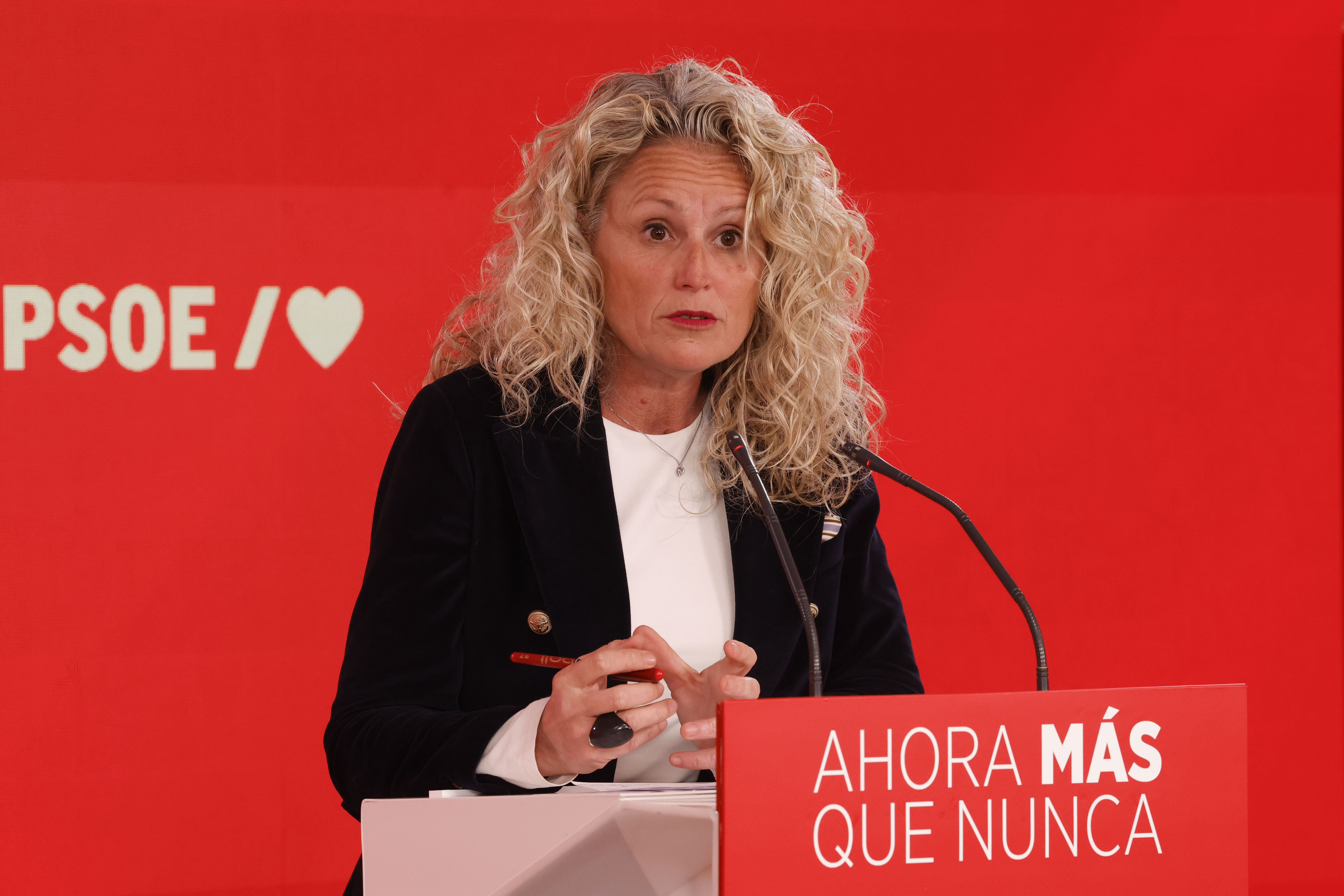 El PSOE responsabiliza a Junts de lo que les pase a las familias ...