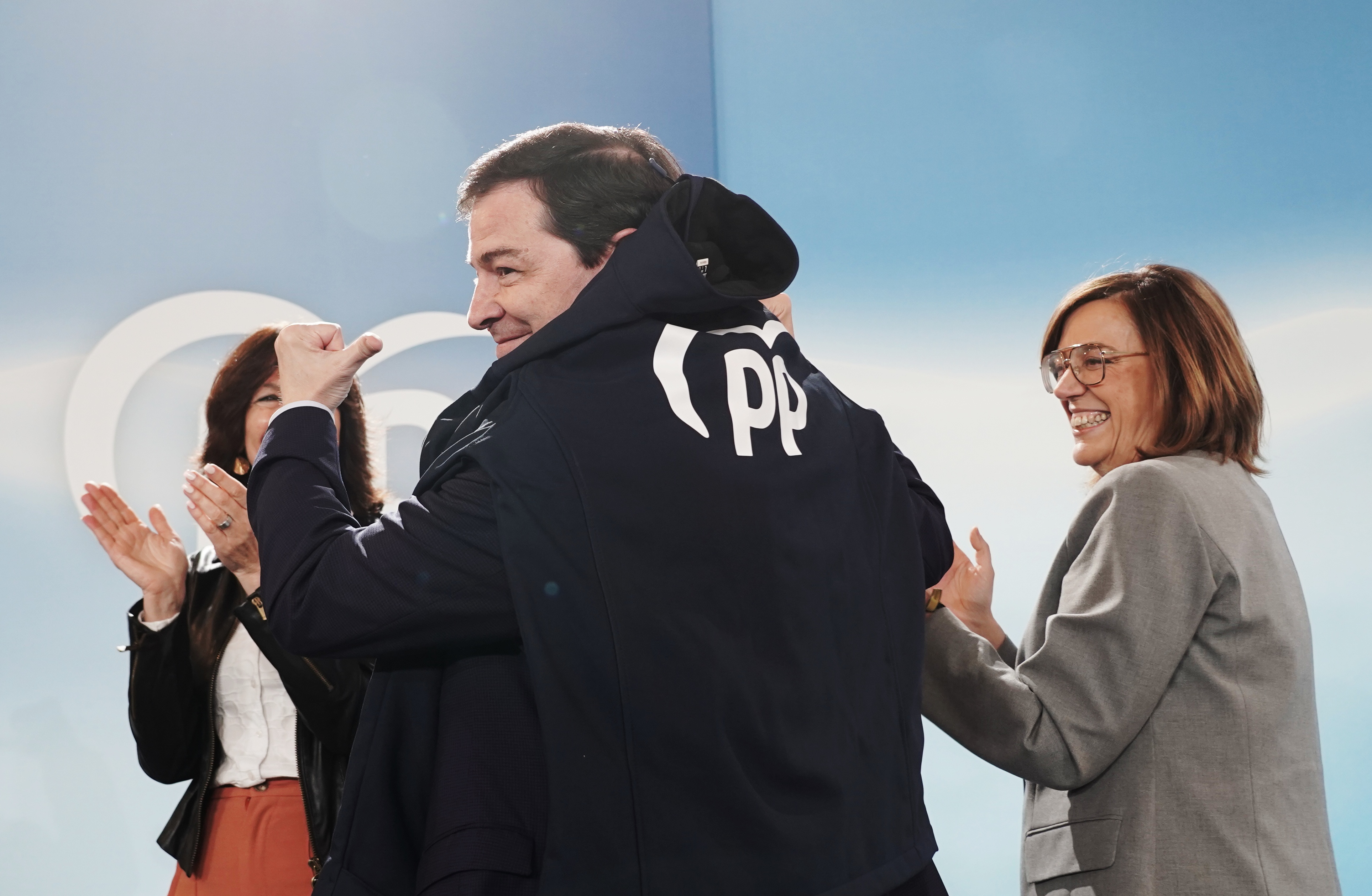 PP y Vox se culpan mutuamente de su ruptura en Castilla y León antes de ...