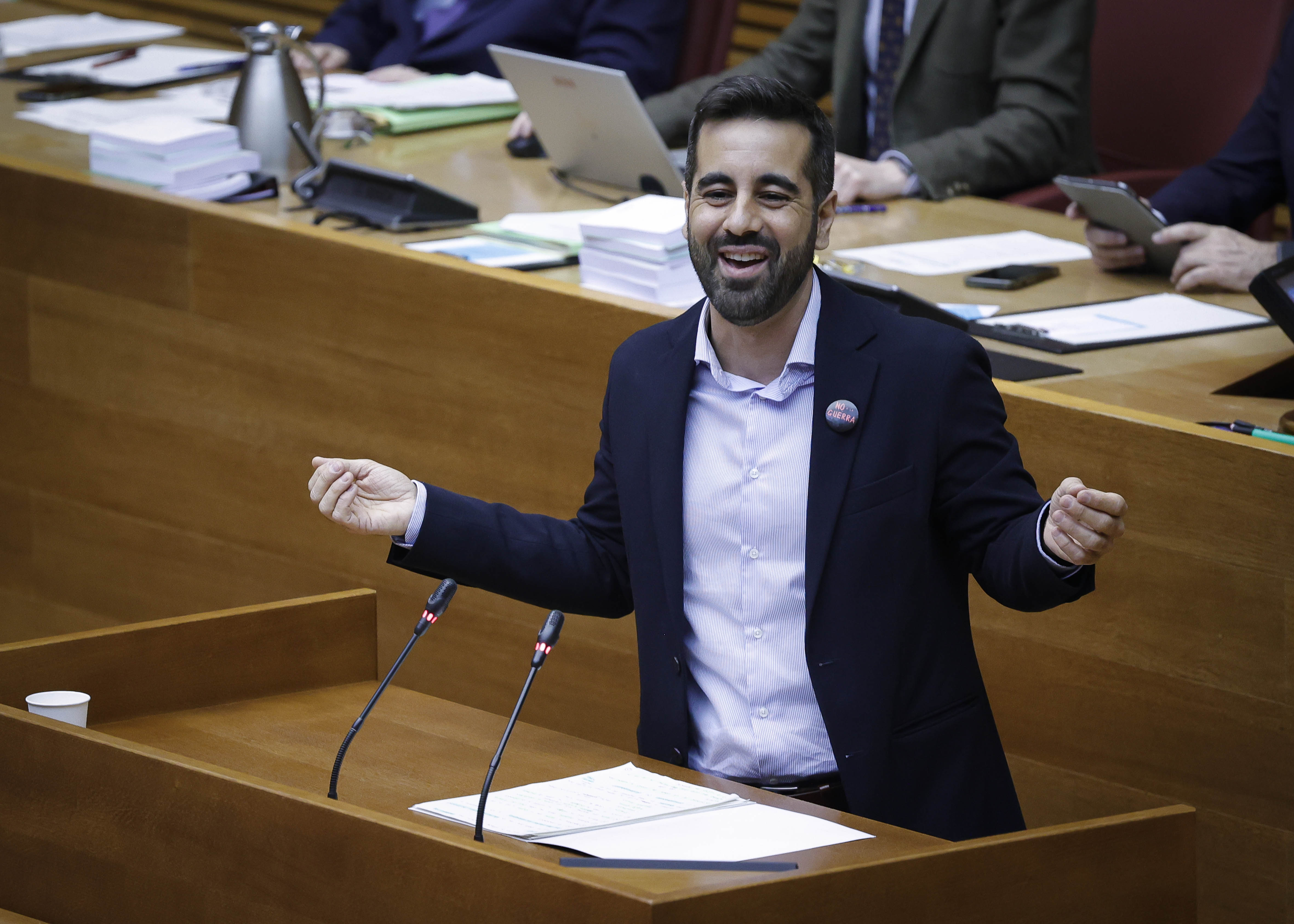 El portavoz del PSOE en las Cortes Valencianas admite que Pedro Sánchez ...