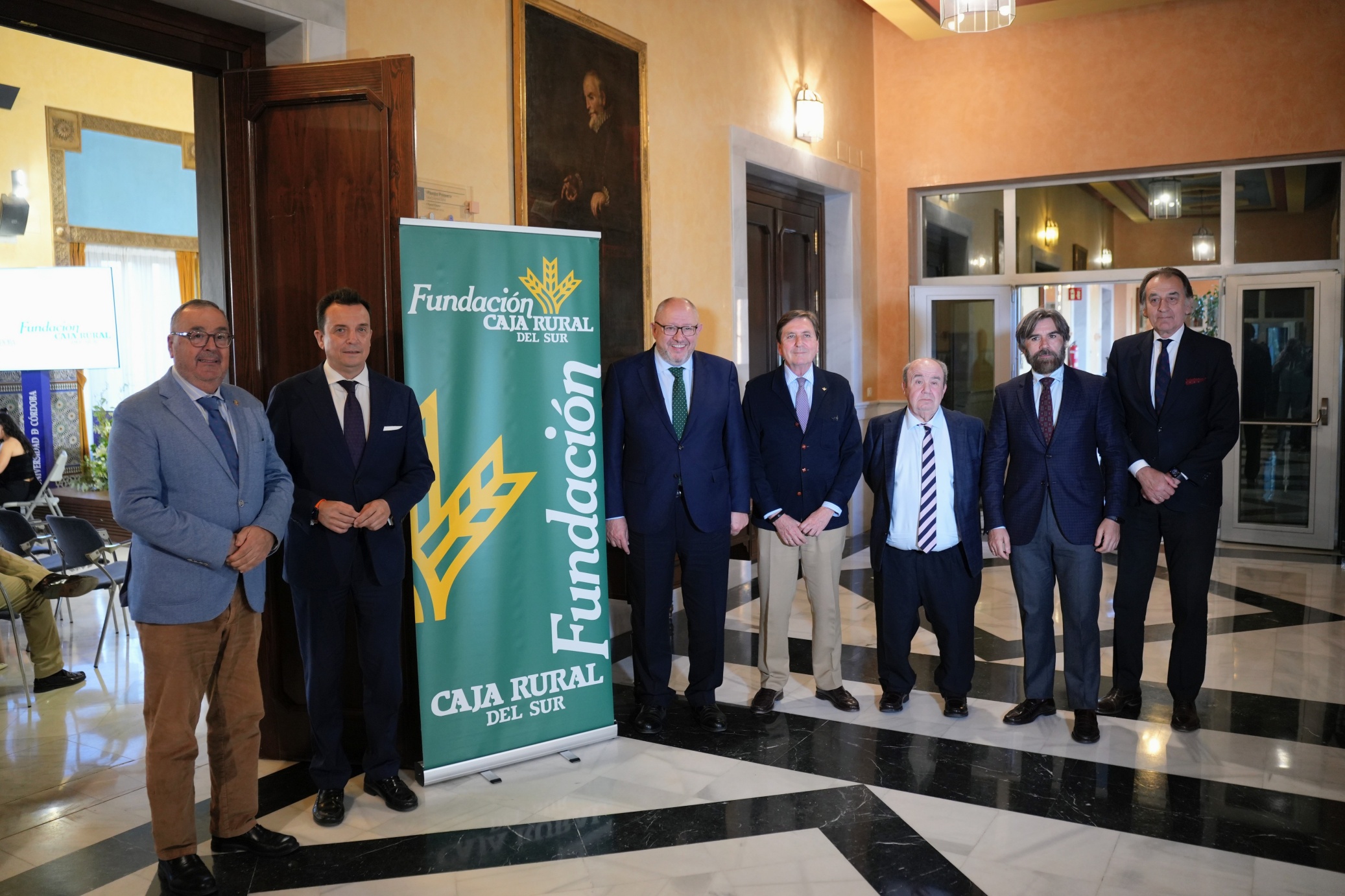 La Fundación Caja Rural del Sur entrega sus premios a los mejores ...