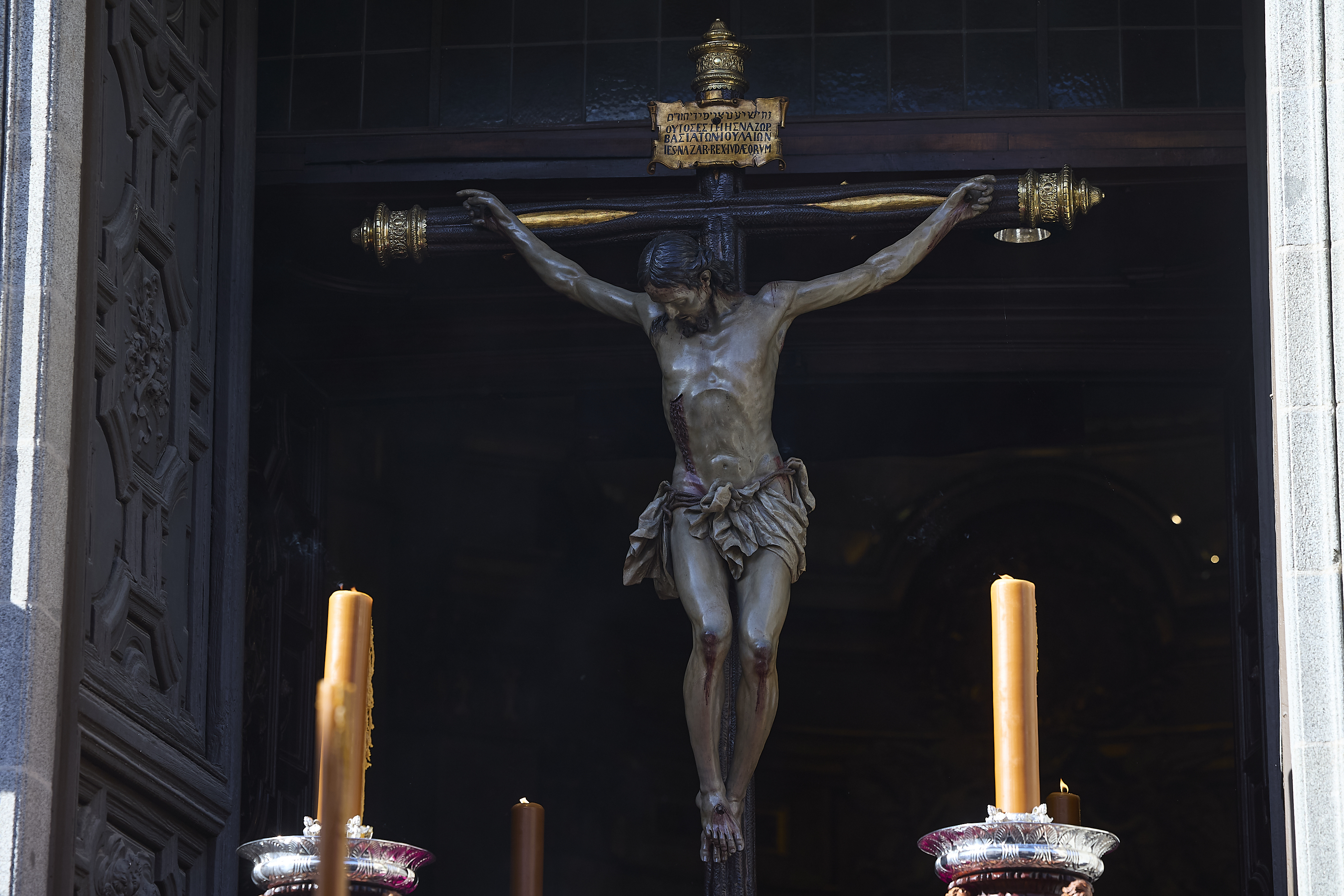 ¿Qué significan las letras INRI que aparecen en los carteles de los ...