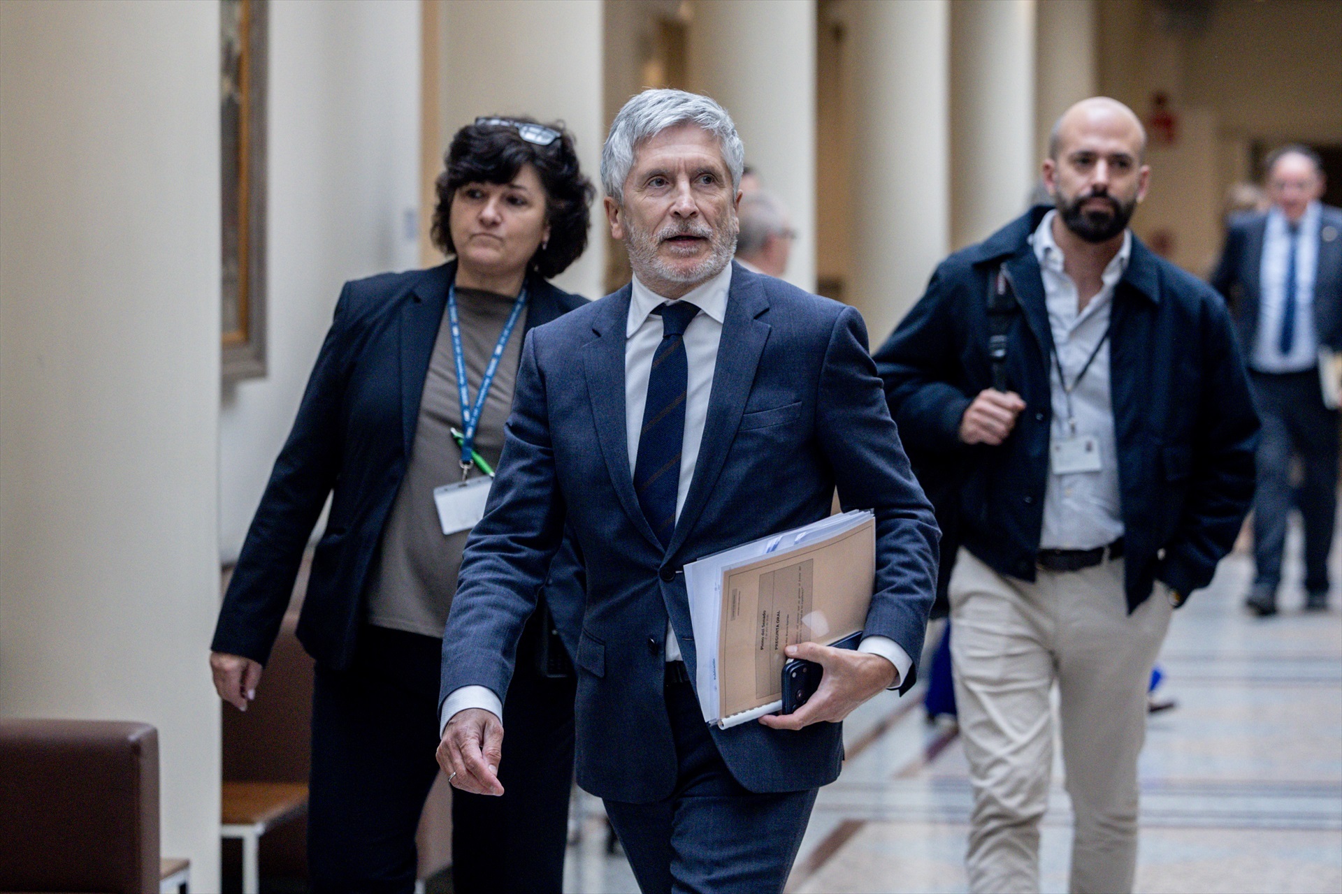 Marlaska defiende la regularización de inmigrantes y el PP avisa de que ...